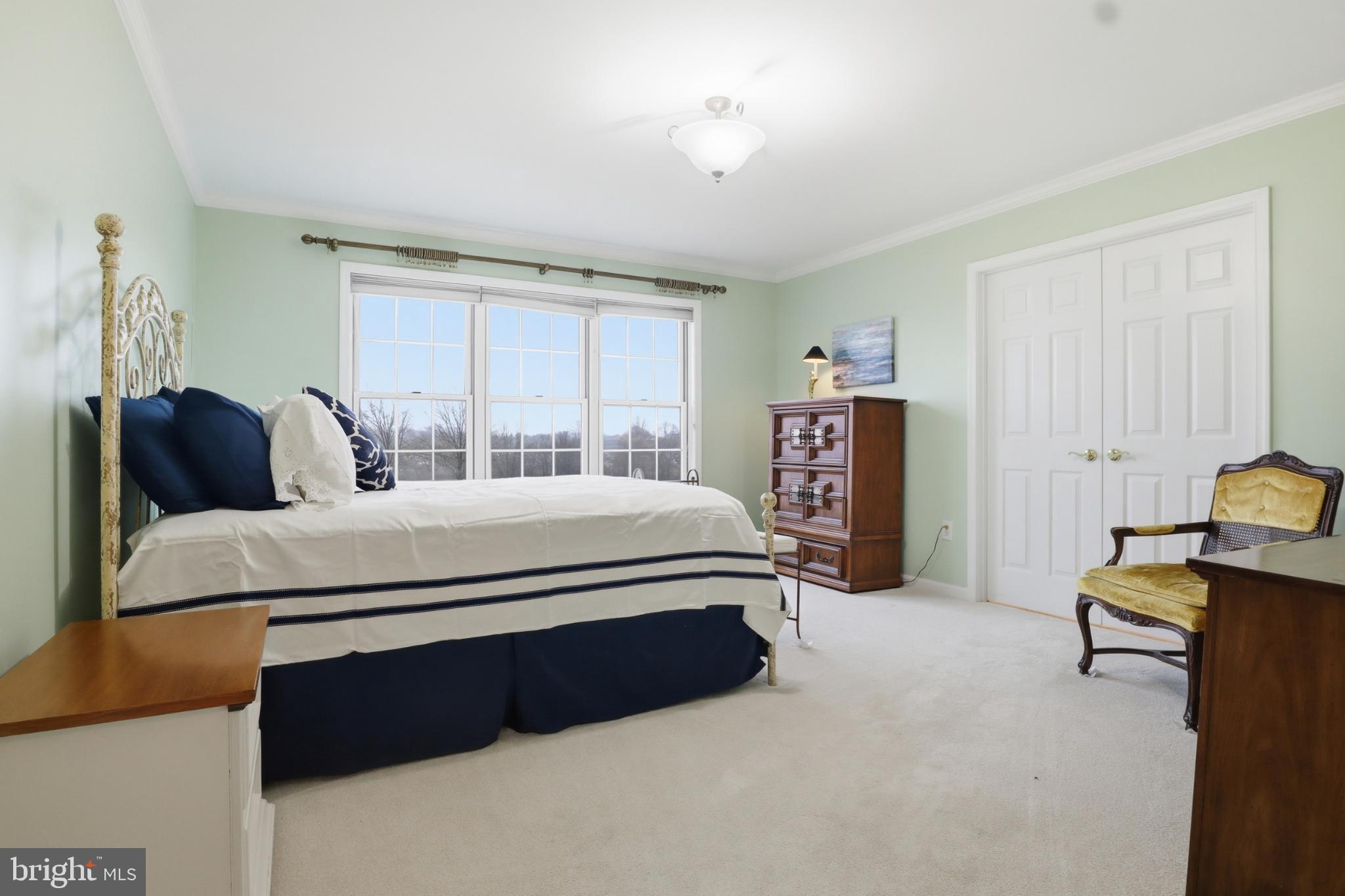 STEWARTSTOWN STATION - Residential