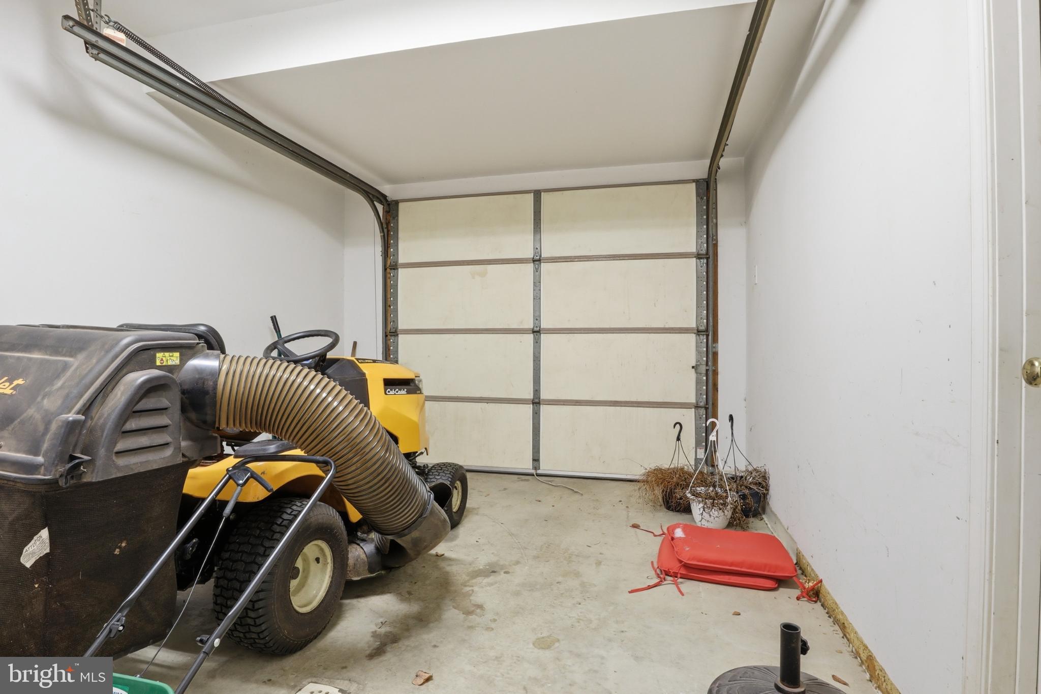 STEWARTSTOWN STATION - Residential