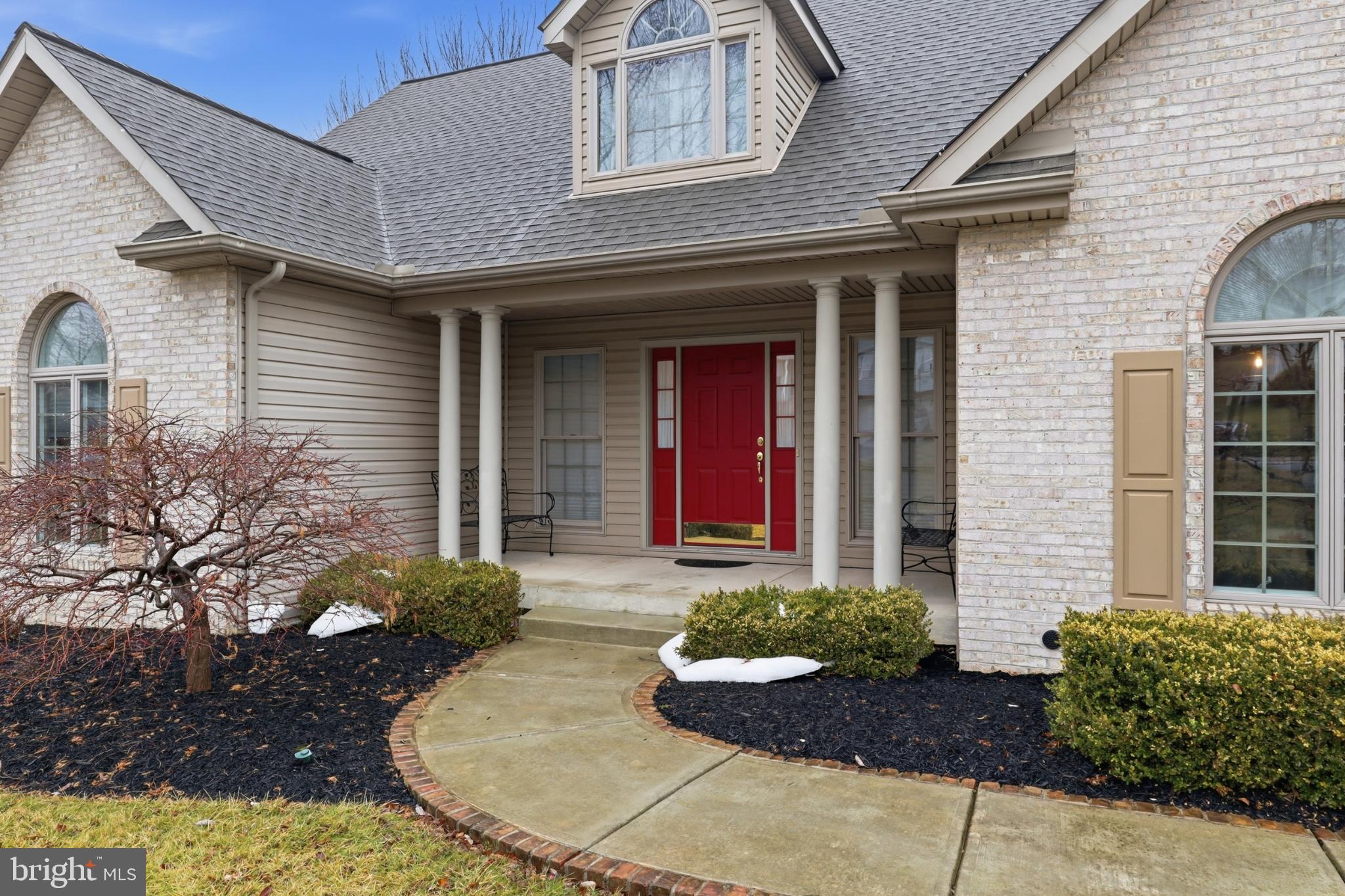 STEWARTSTOWN STATION - Residential