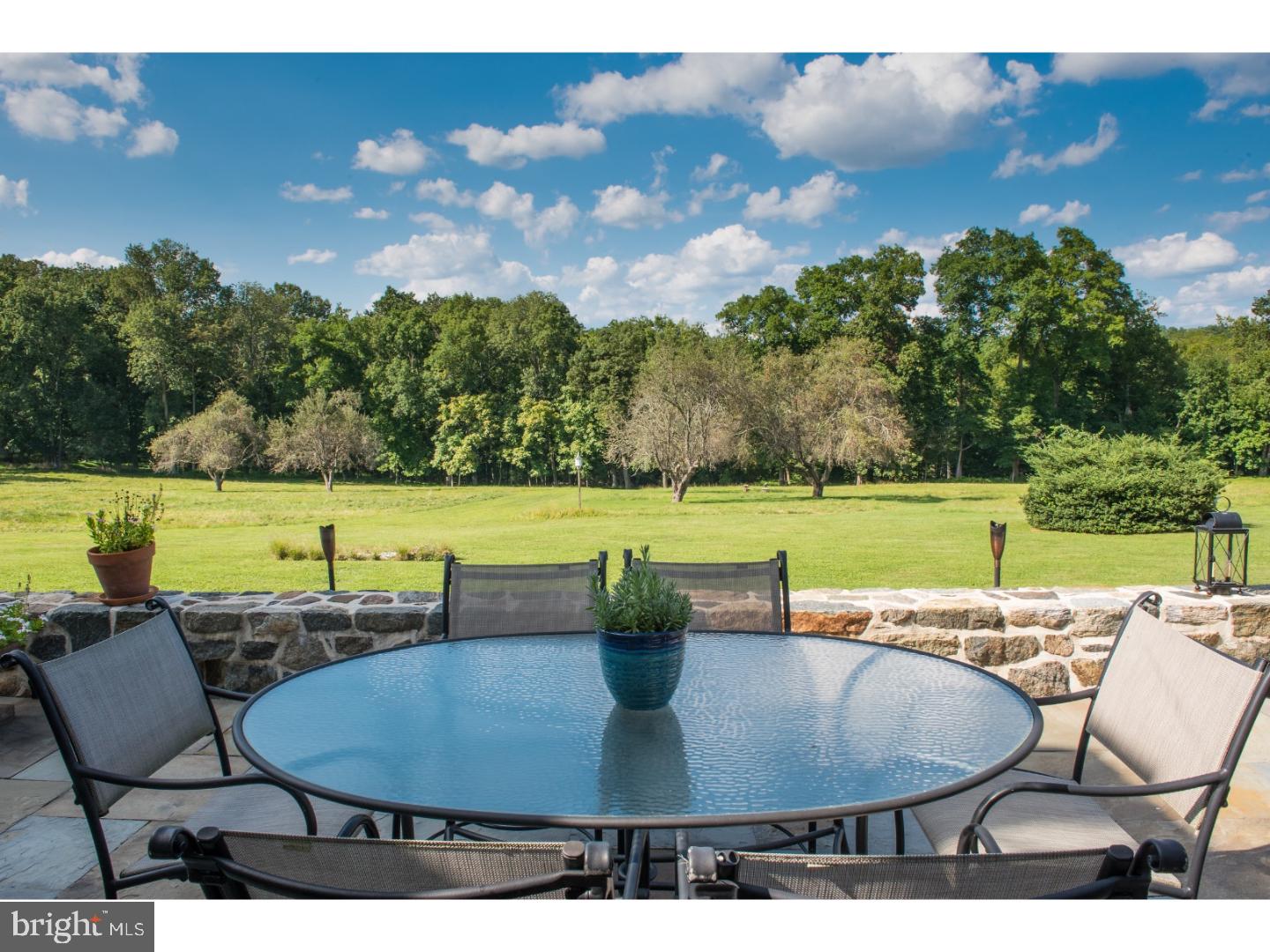 RADNOR HUNT - Residential