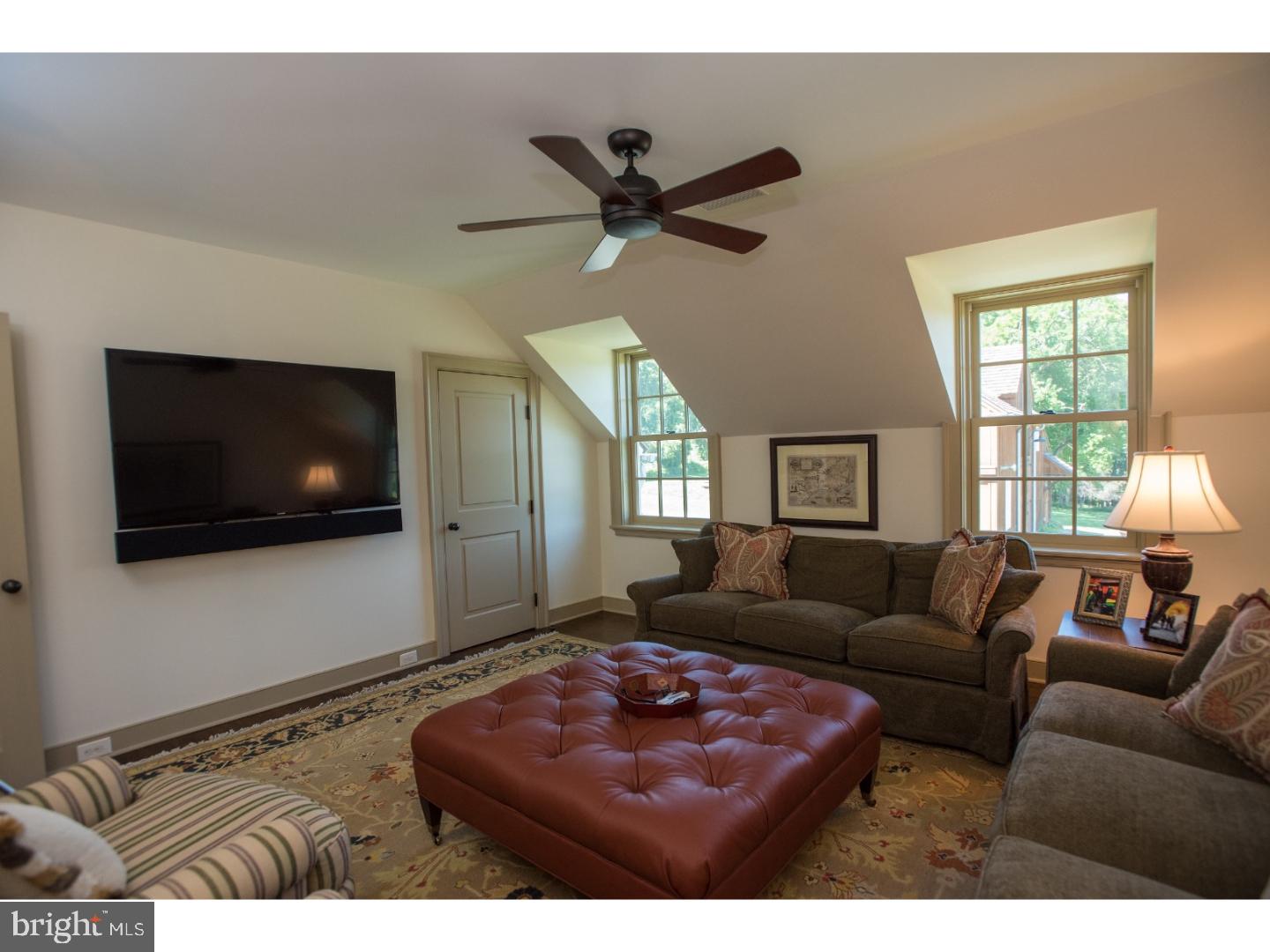 RADNOR HUNT - Residential