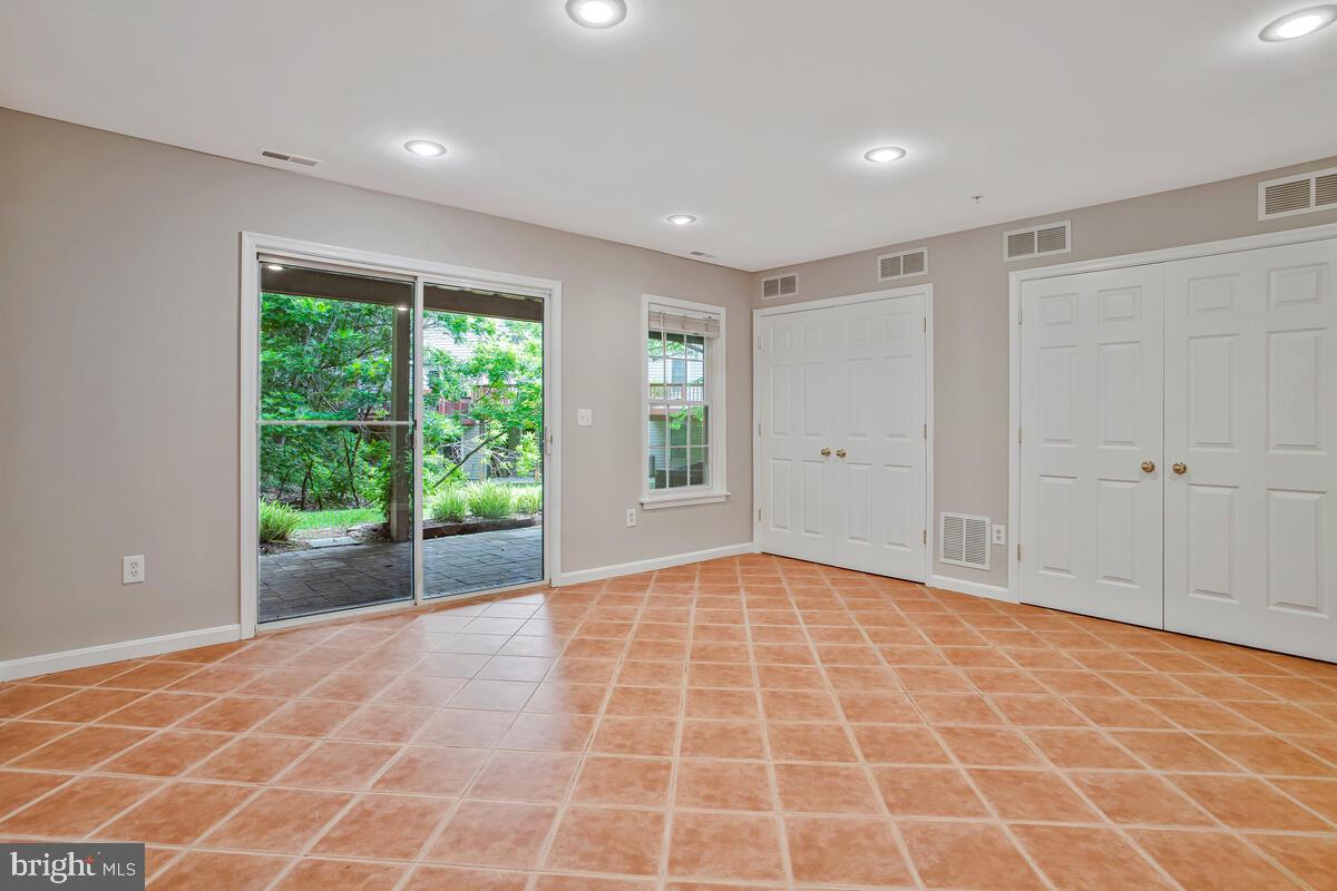 1403 PEREGRINE PATH