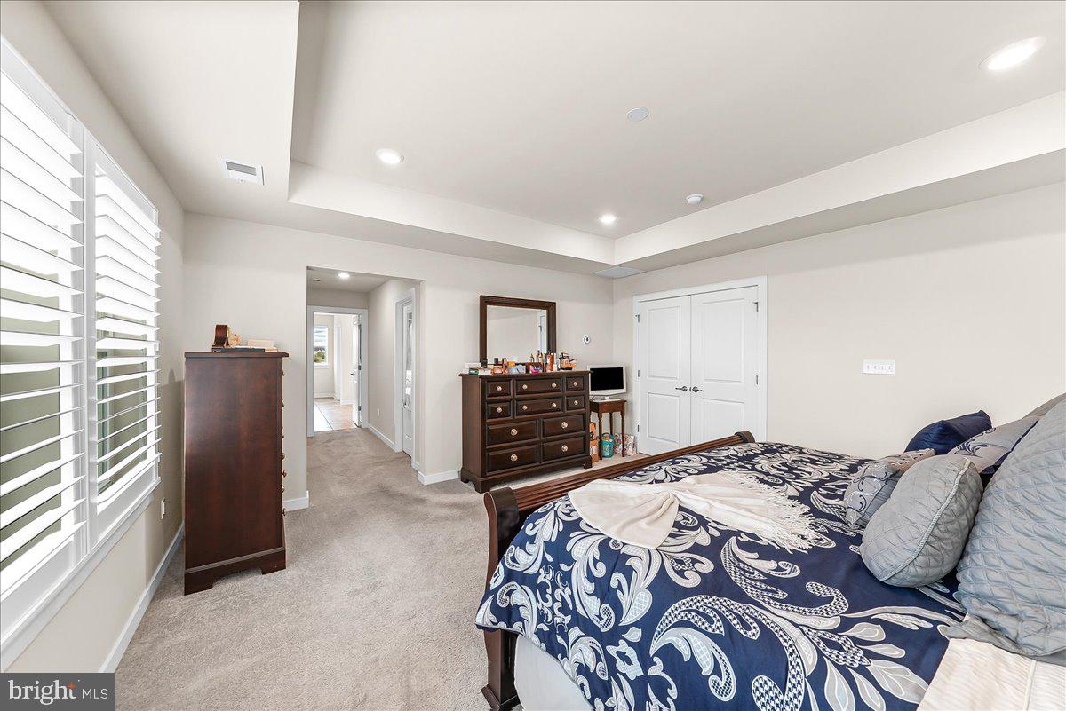COLONY AT SUMMIT BRIDGE EAST - Residential