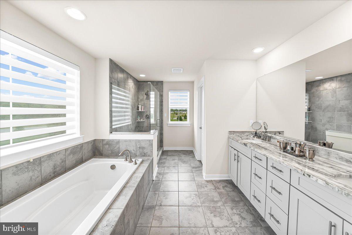 COLONY AT SUMMIT BRIDGE EAST - Residential