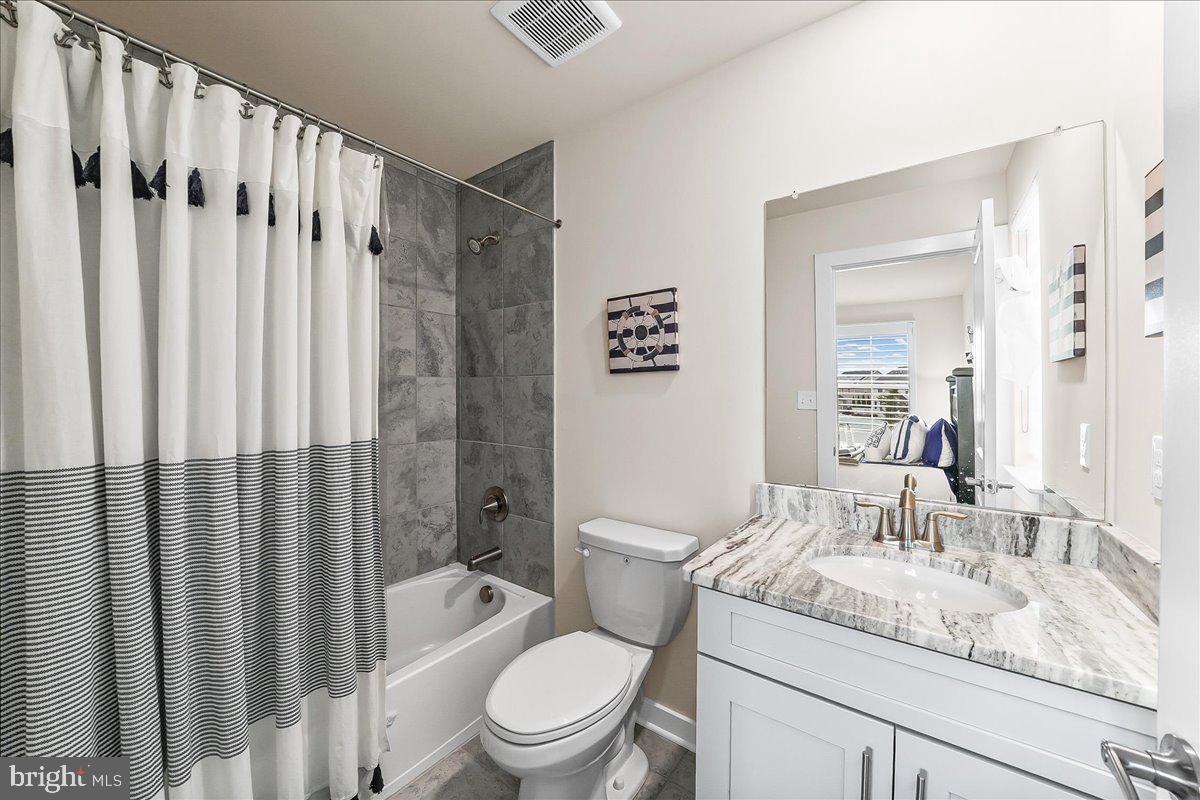 COLONY AT SUMMIT BRIDGE EAST - Residential