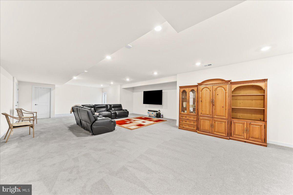 COLONY AT SUMMIT BRIDGE EAST - Residential