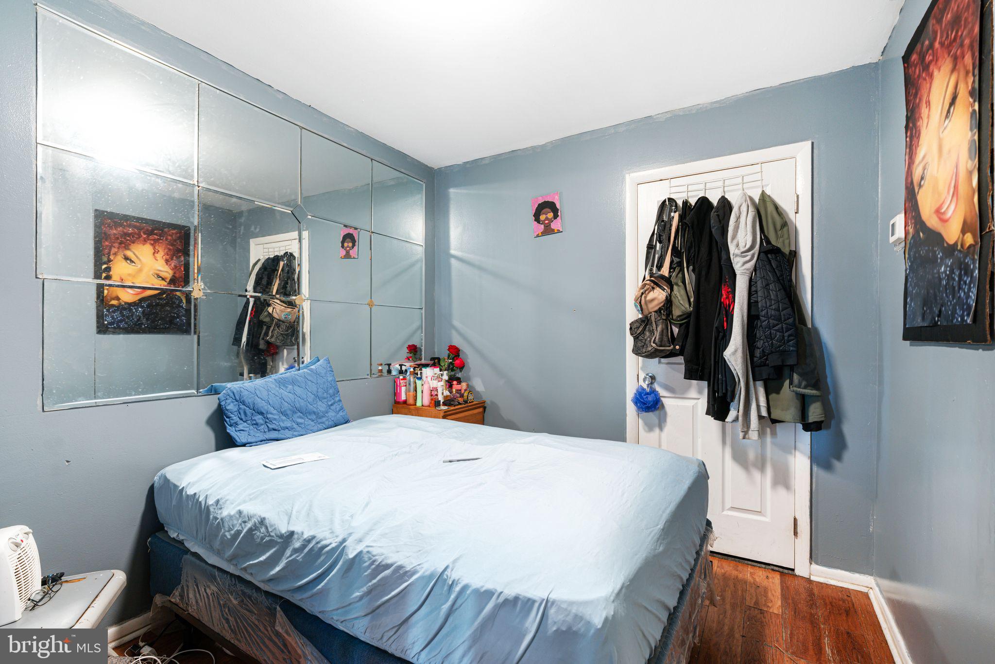 STRAWBERRY MANSION - Residential