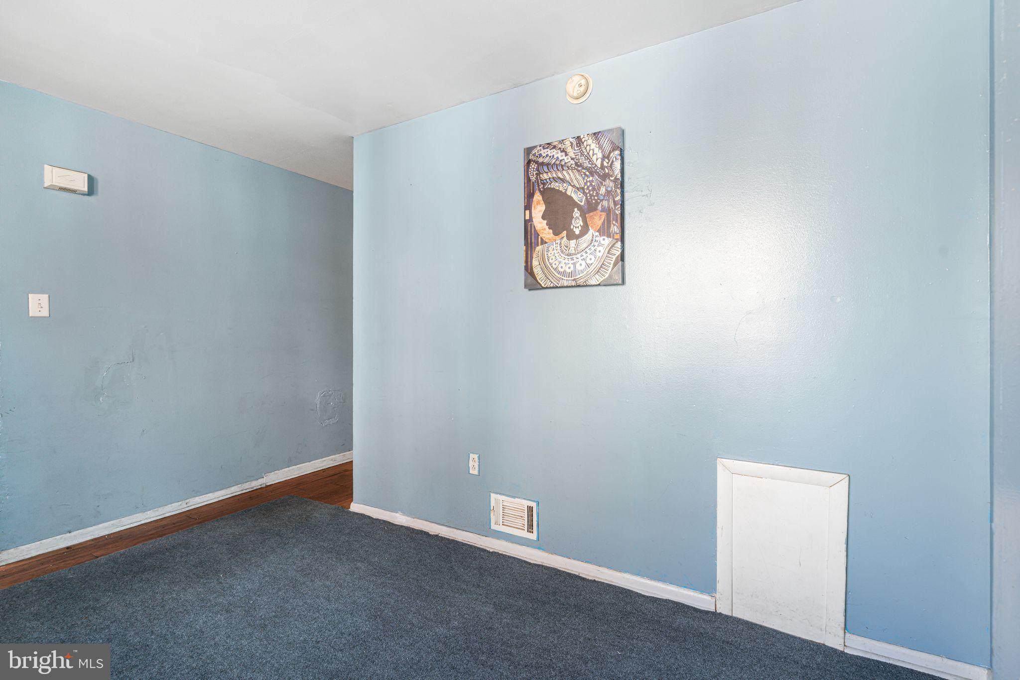 STRAWBERRY MANSION - Residential