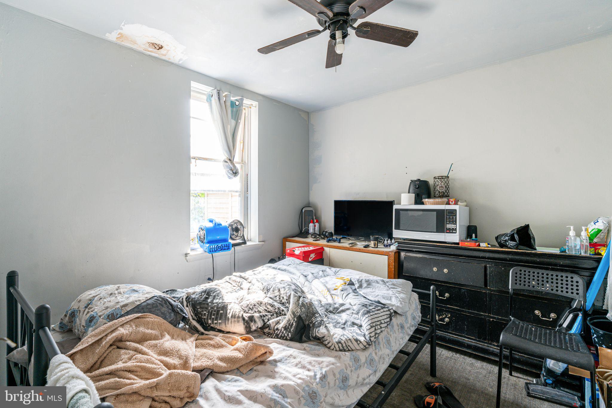 STRAWBERRY MANSION - Residential