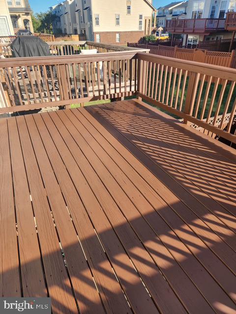 BROADLANDS SOUTH - Residential Lease