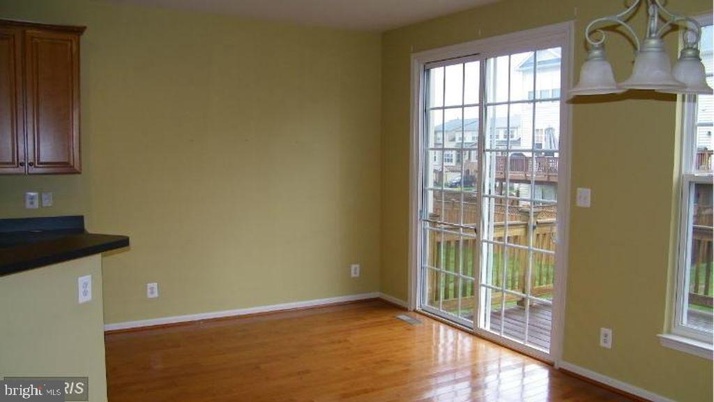 BROADLANDS SOUTH - Residential Lease