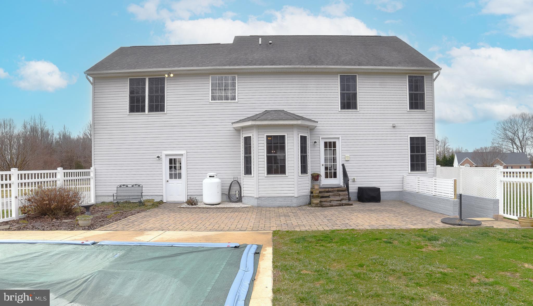 HILLMEADE - Residential