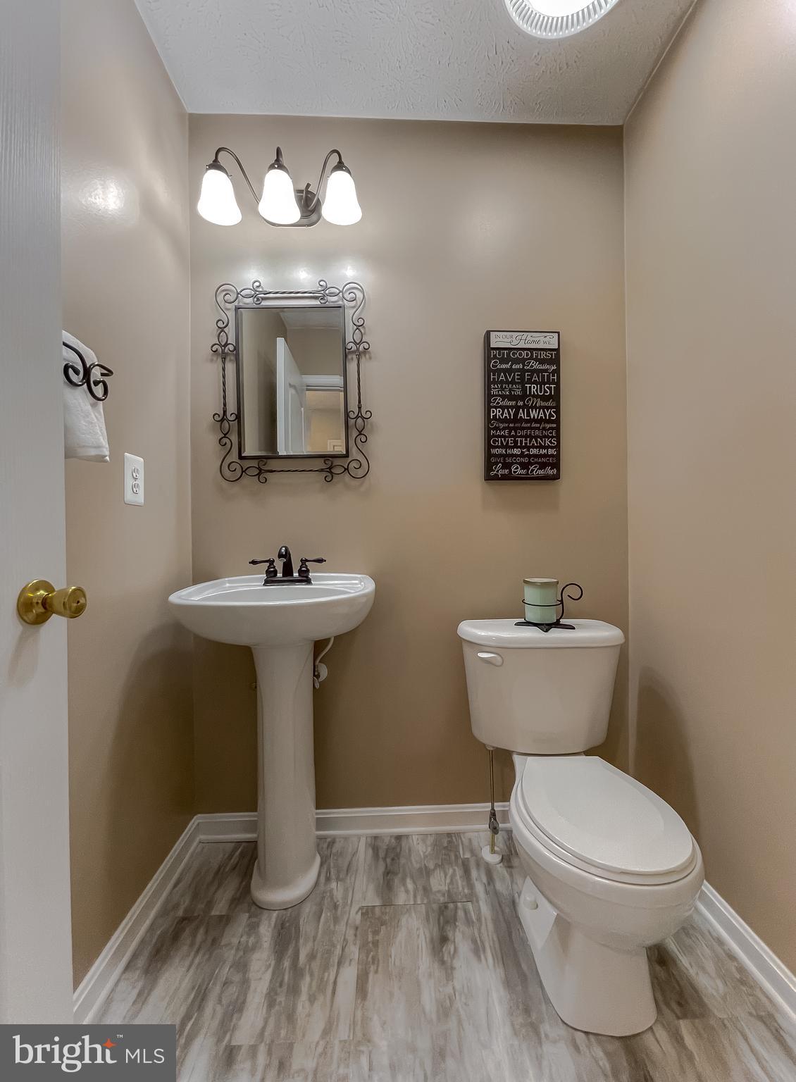 HILLMEADE - Residential