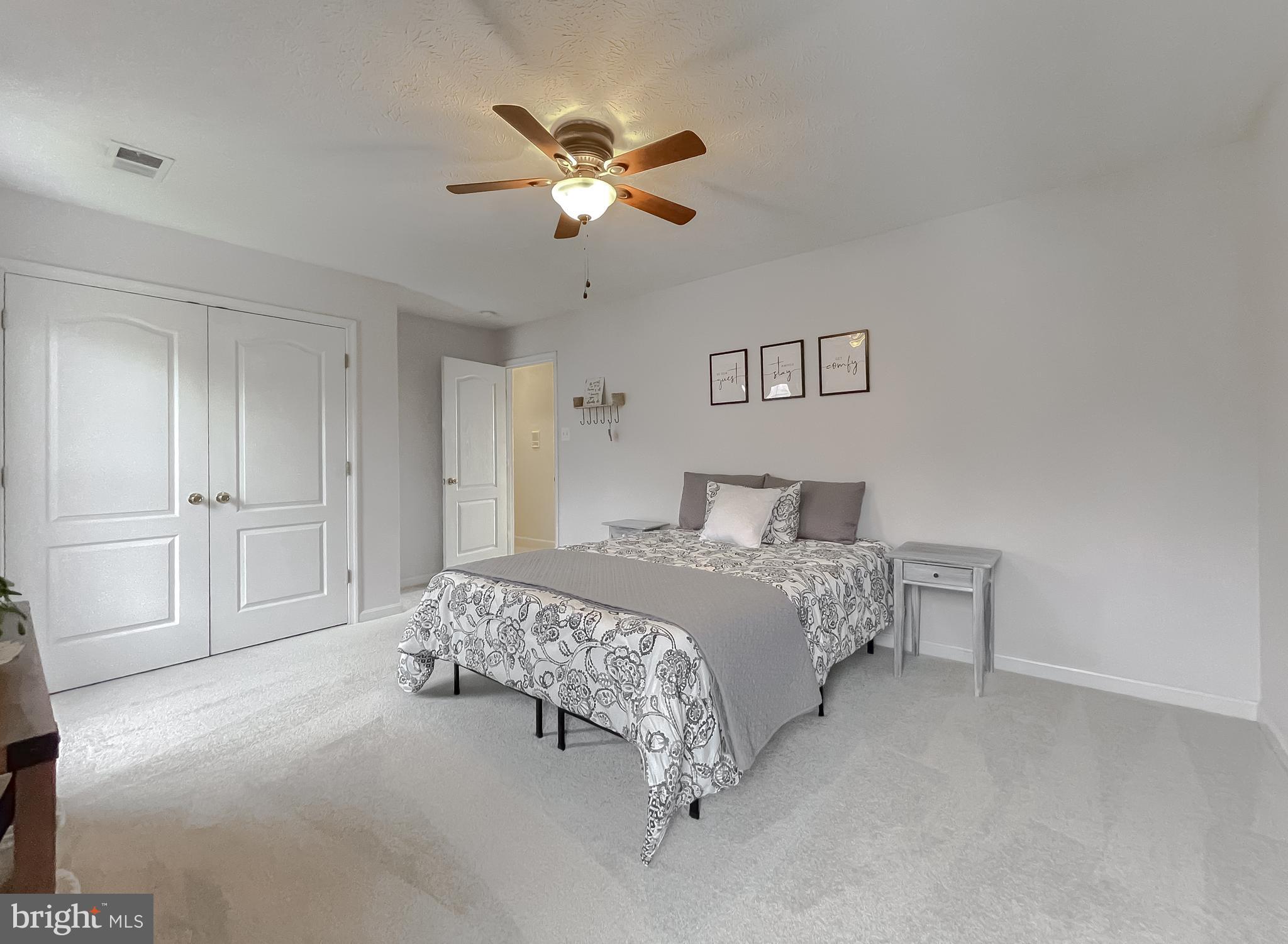 HILLMEADE - Residential