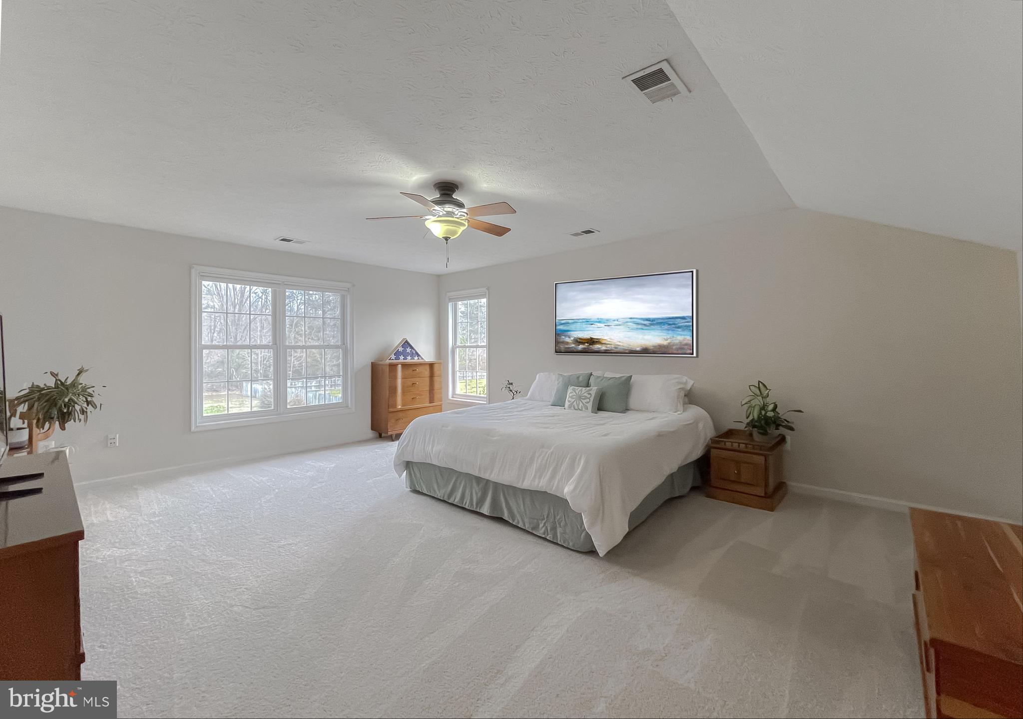 HILLMEADE - Residential