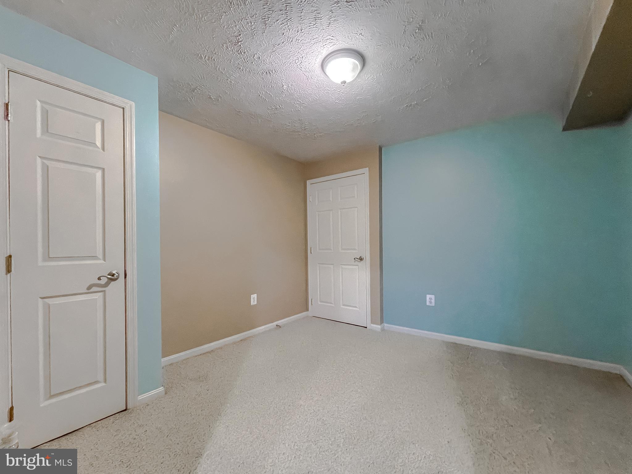 HILLMEADE - Residential