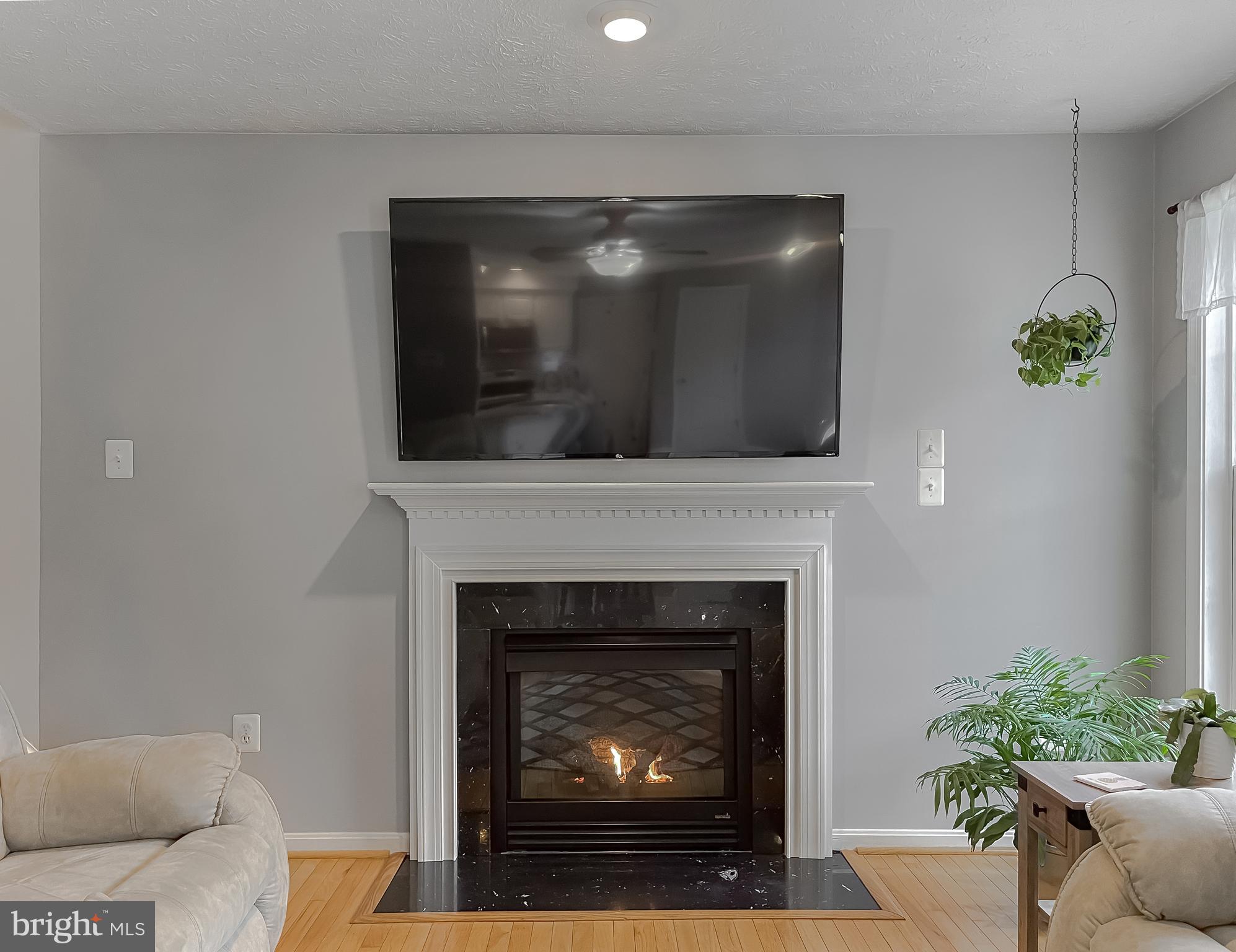 HILLMEADE - Residential