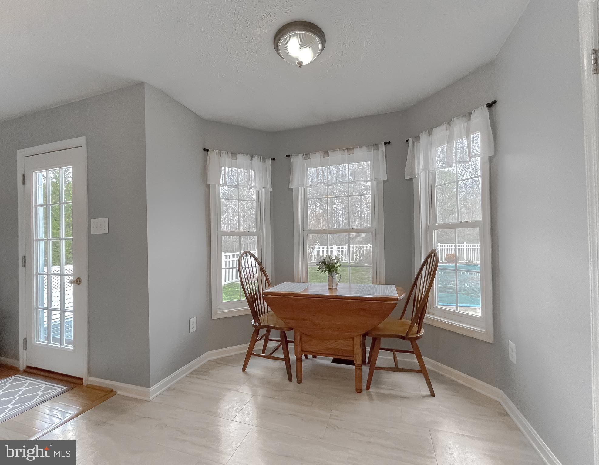 HILLMEADE - Residential