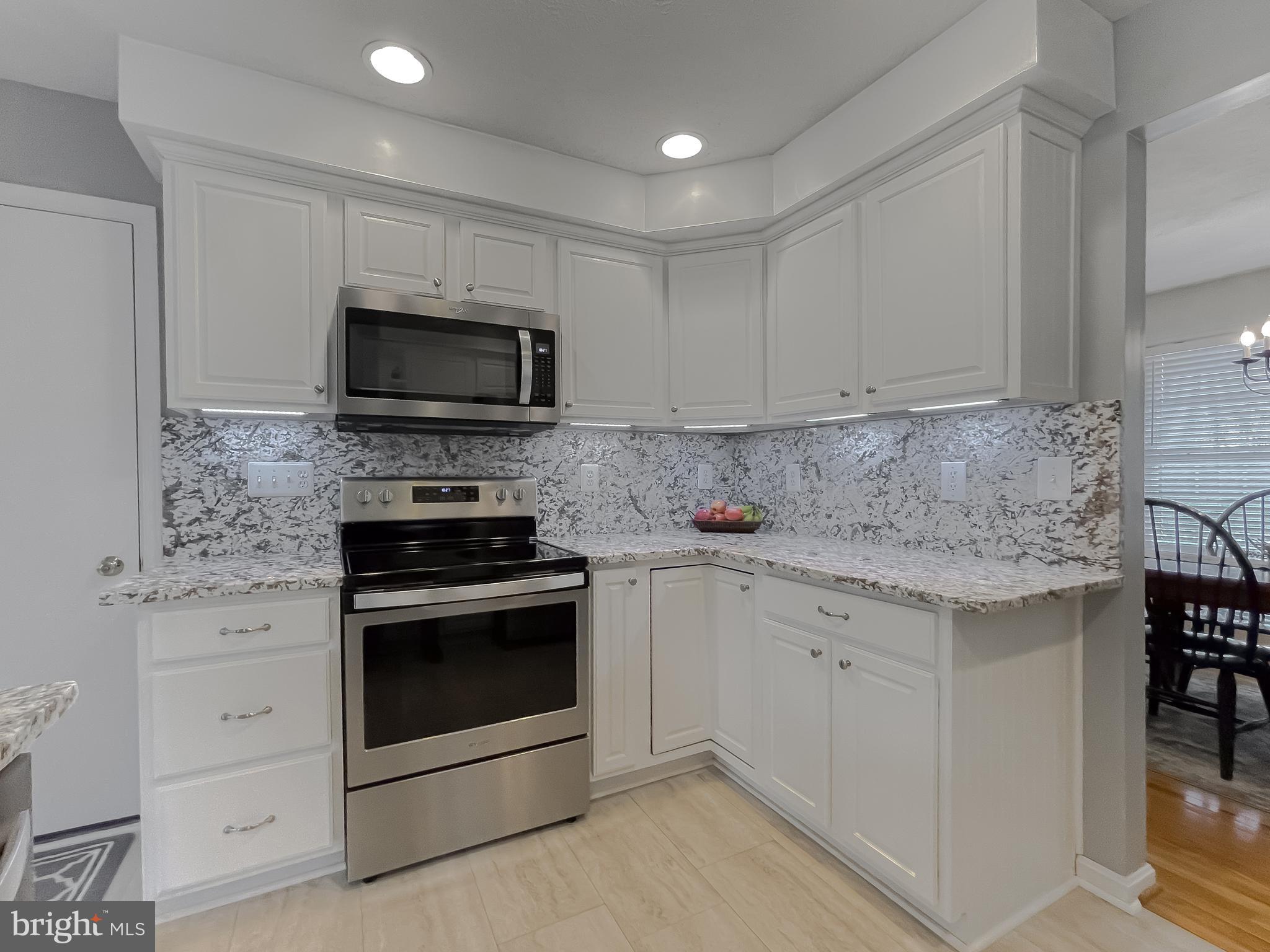 HILLMEADE - Residential