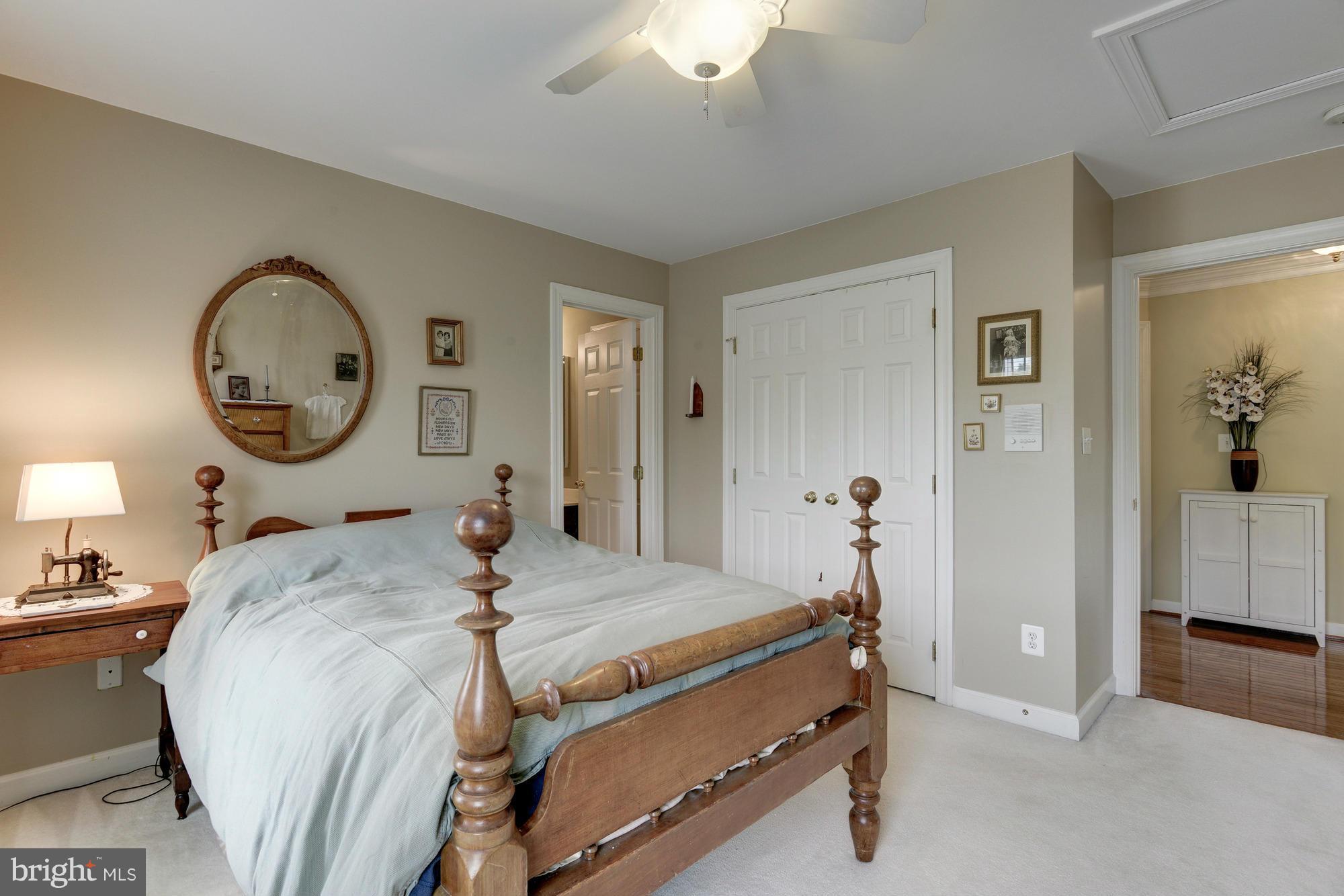 SOUTH RIDING - Residential