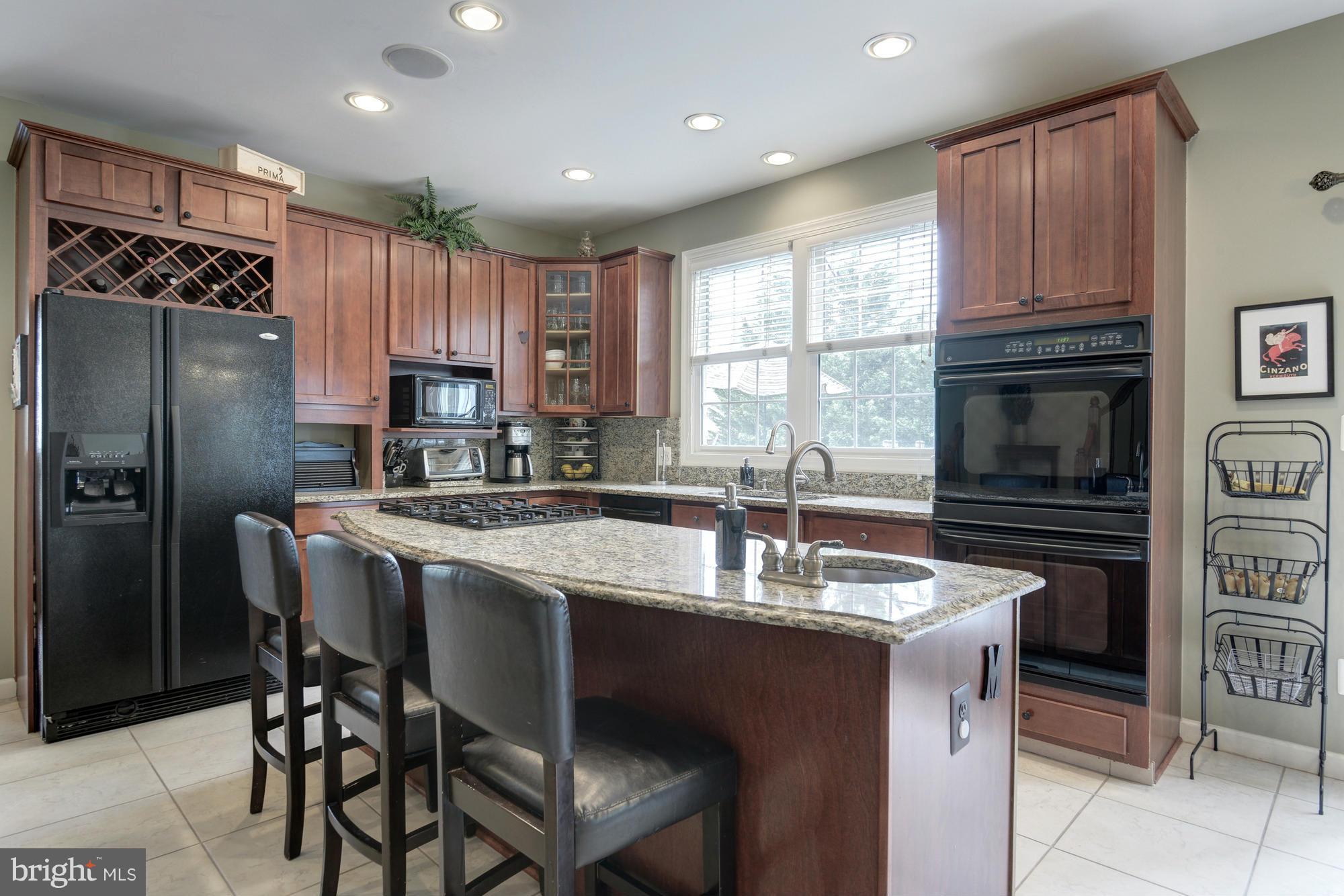 SOUTH RIDING - Residential