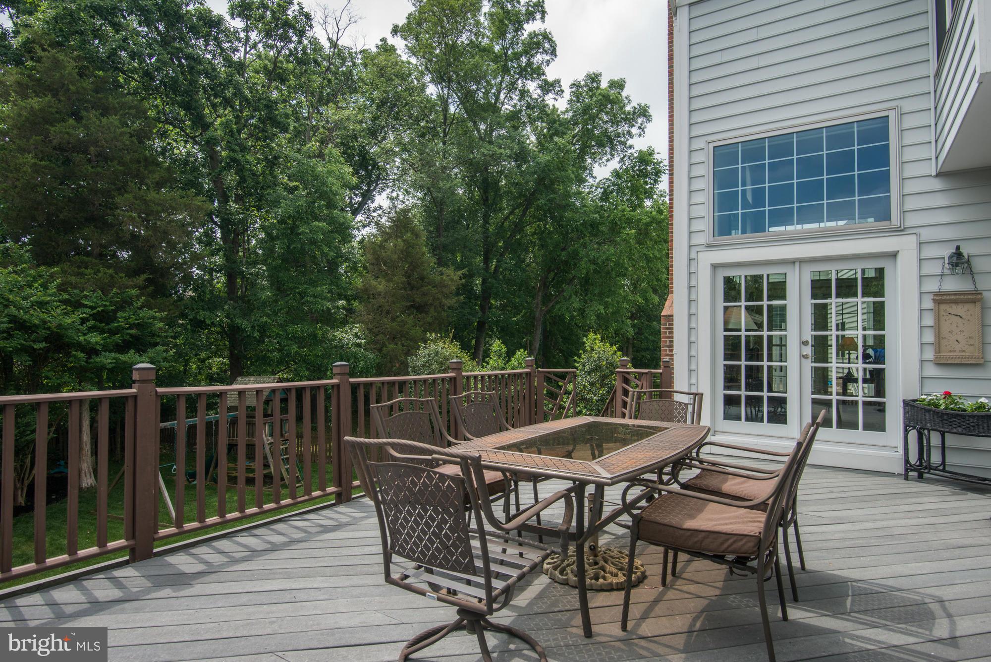 SOUTH RIDING - Residential