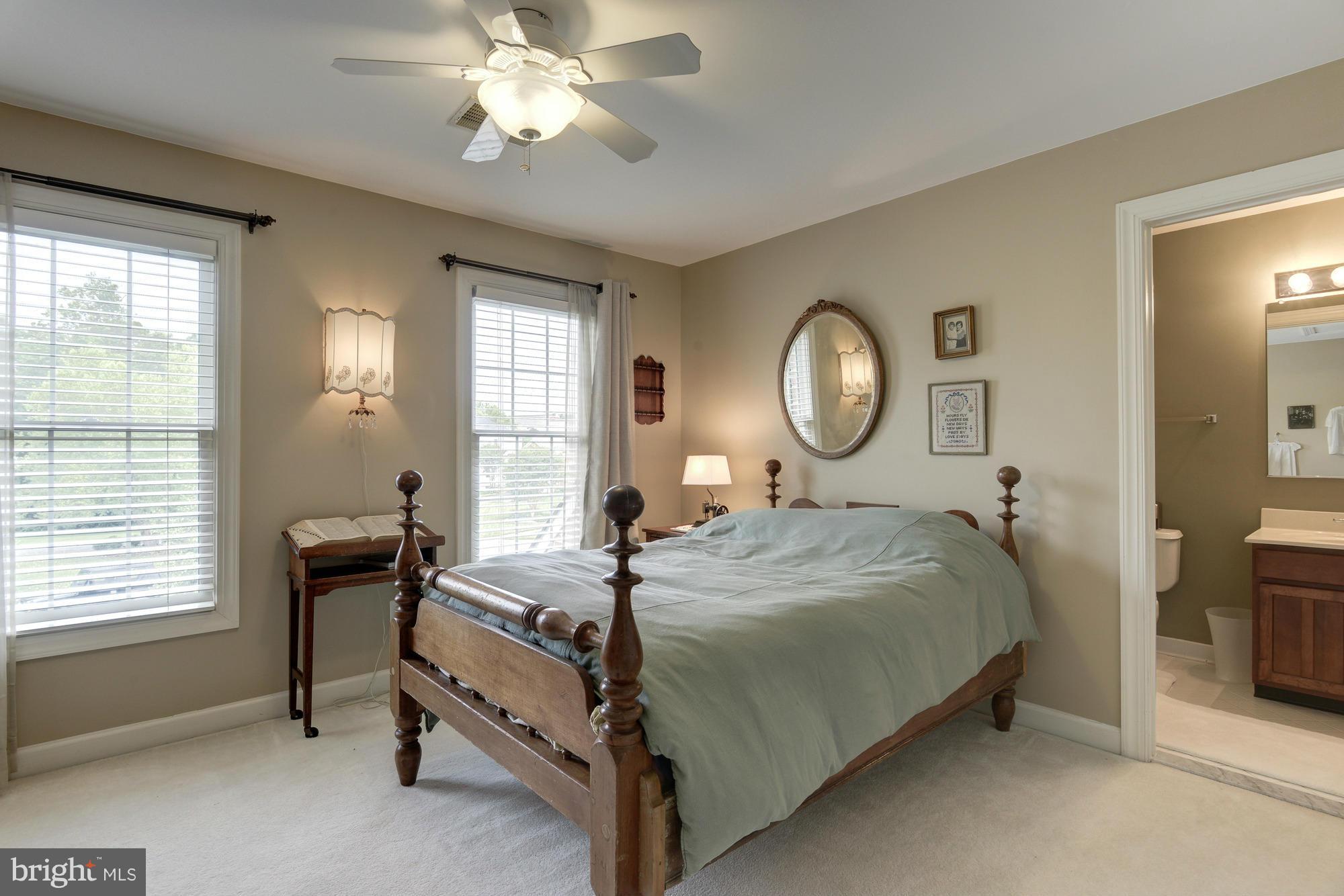 SOUTH RIDING - Residential