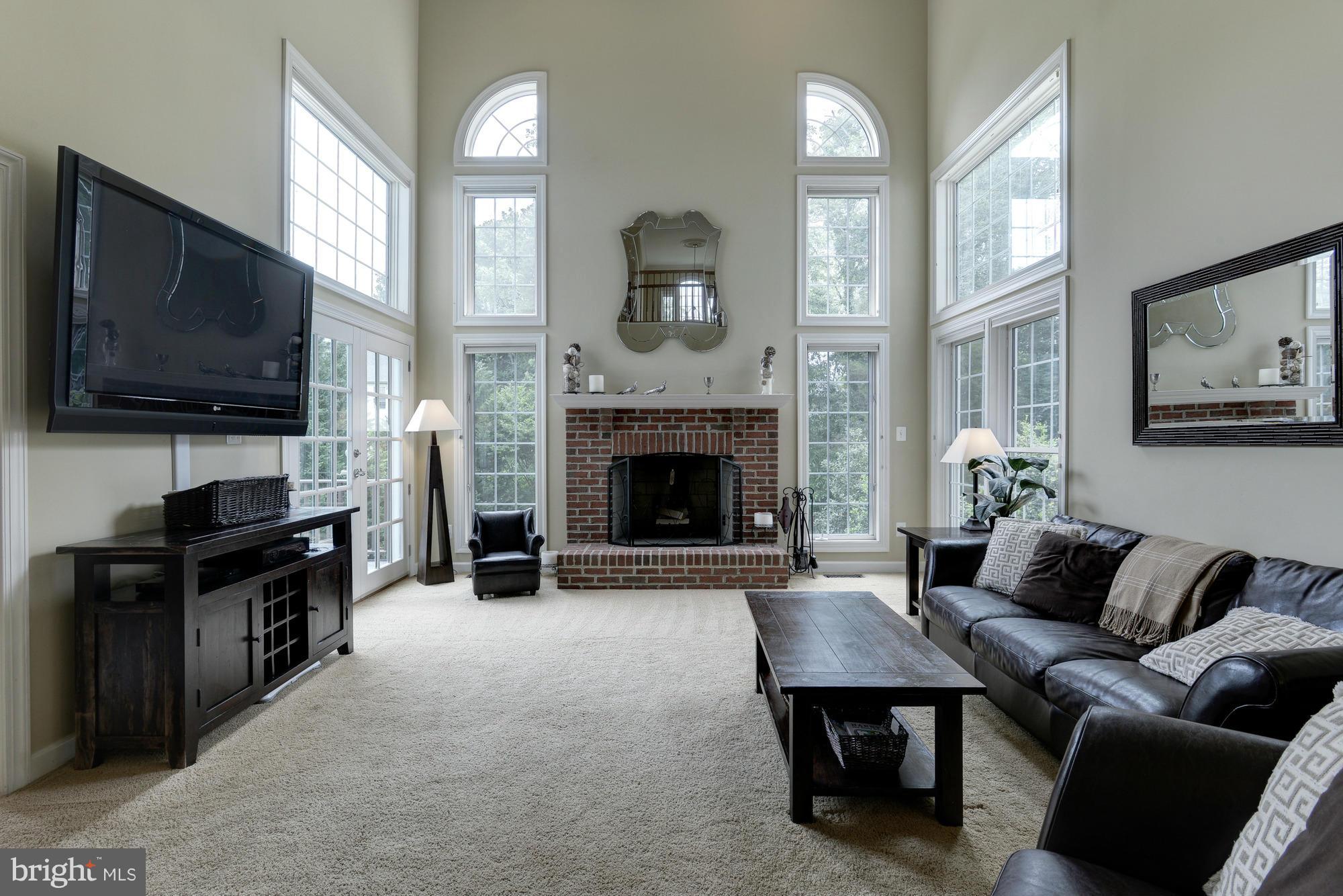 SOUTH RIDING - Residential