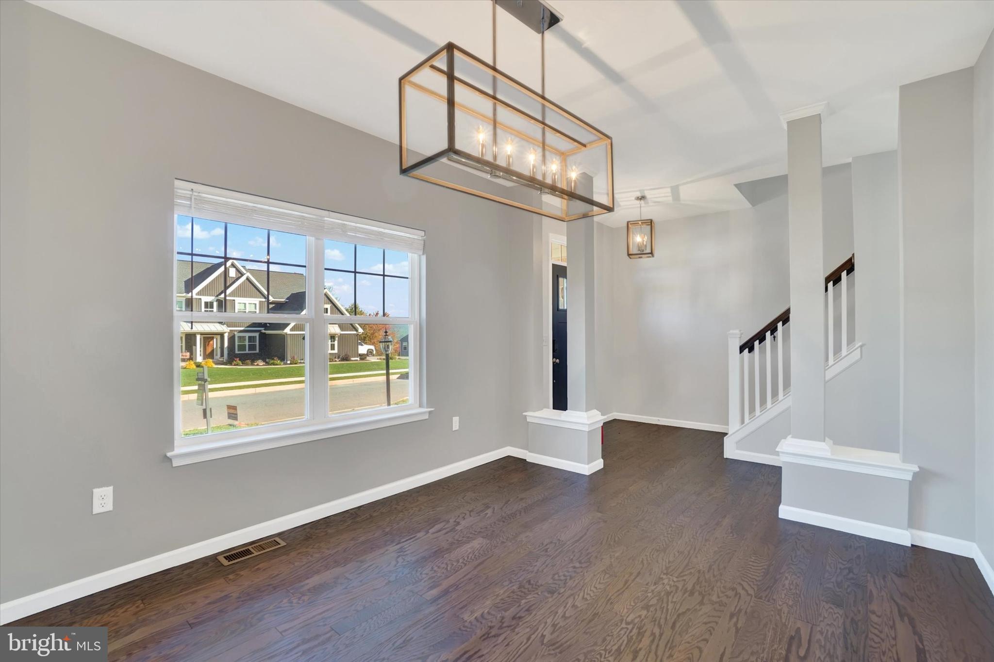 ROCKVILLE ESTATES - Residential