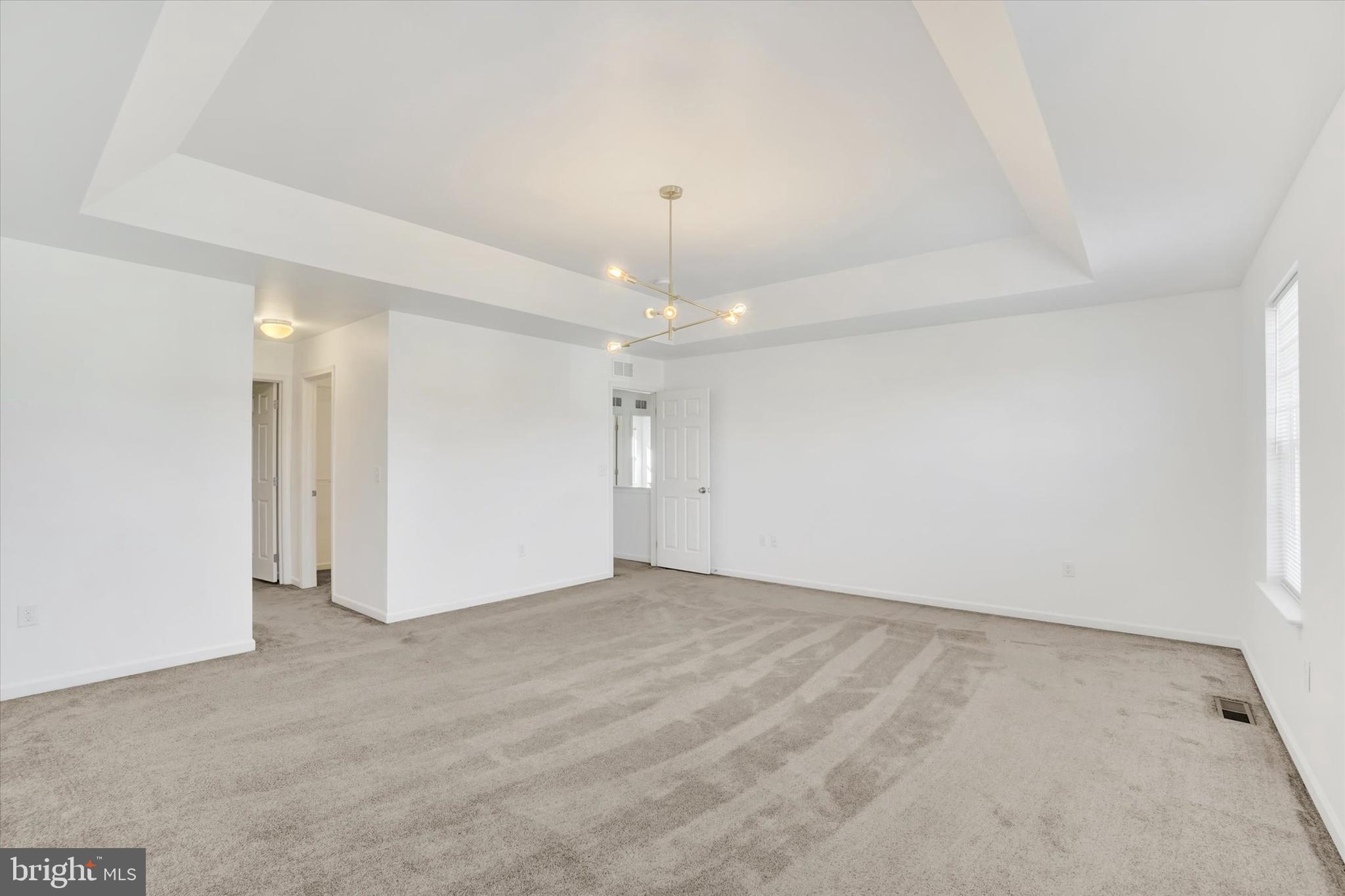 ROCKVILLE ESTATES - Residential