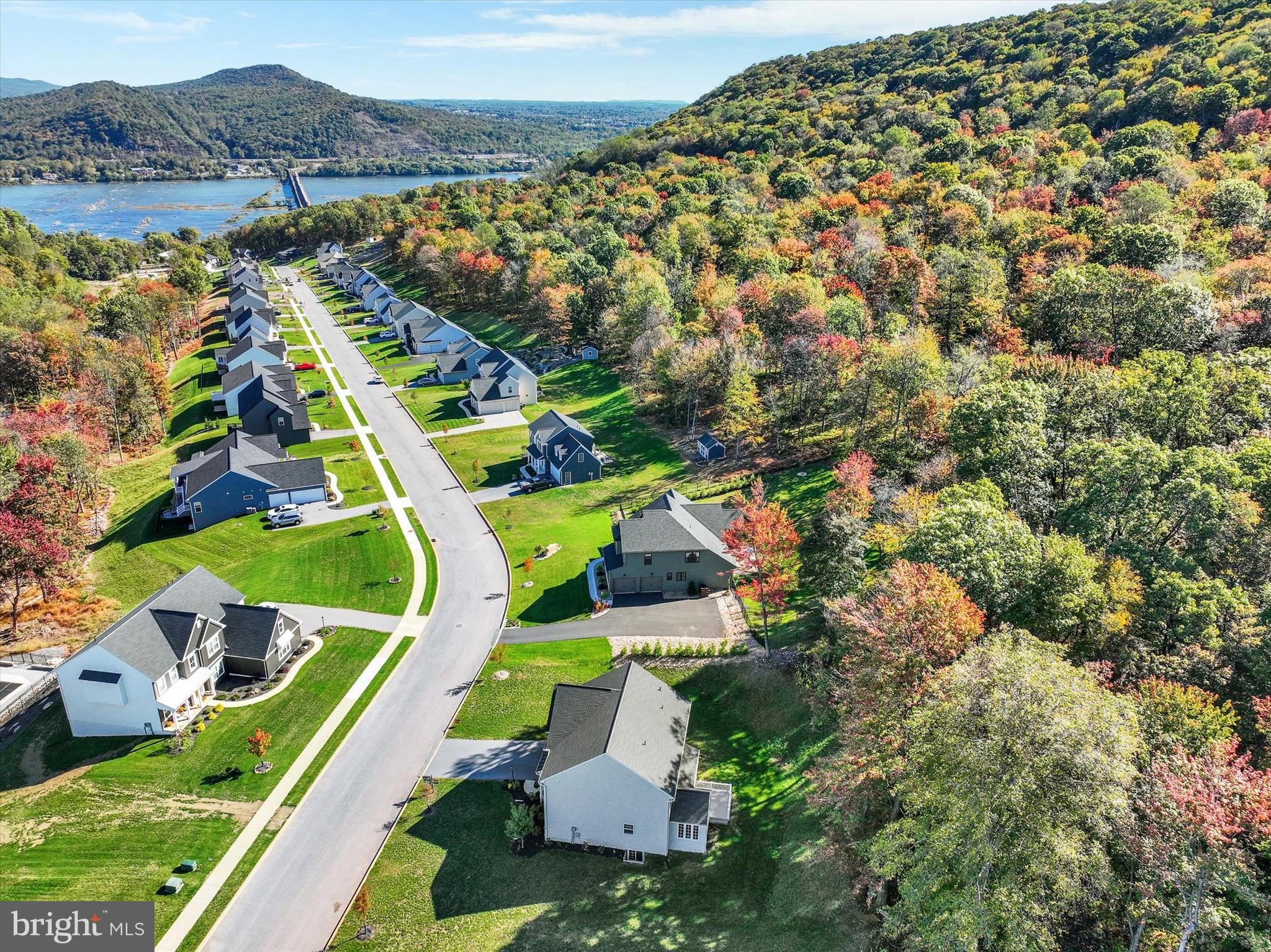 ROCKVILLE ESTATES - Residential