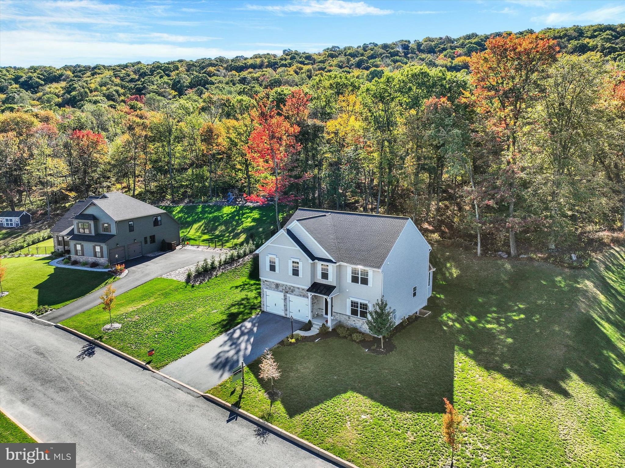 ROCKVILLE ESTATES - Residential