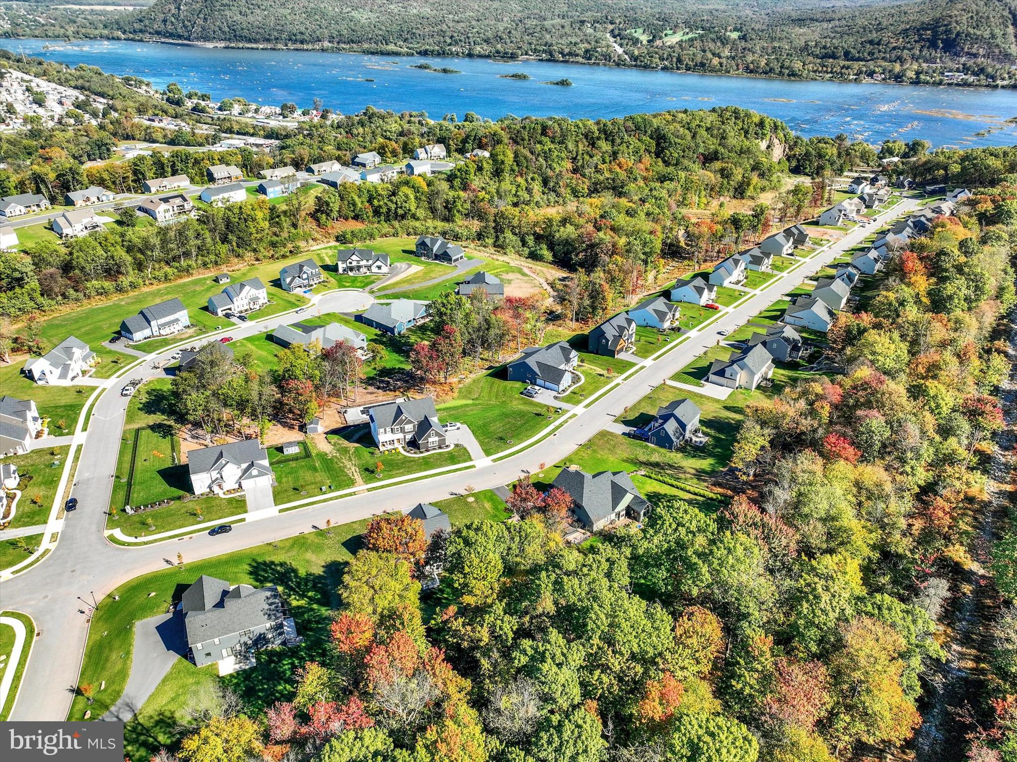 ROCKVILLE ESTATES - Residential