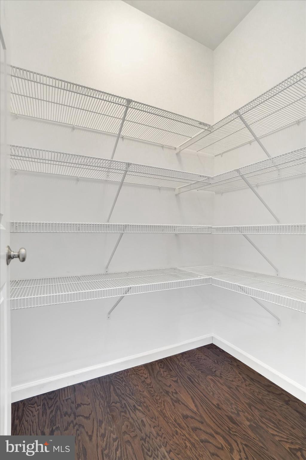 ROCKVILLE ESTATES - Residential