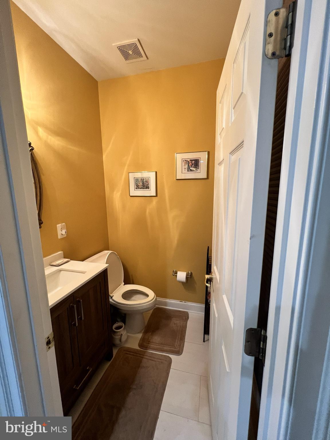 LORTON VALLEY NORTH - Residential Lease