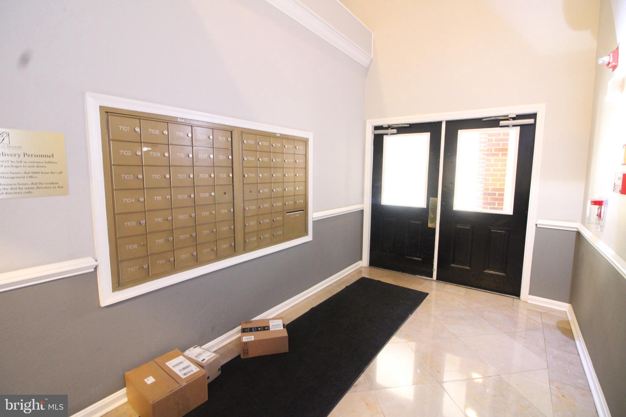 GATES OF MCLEAN - Residential