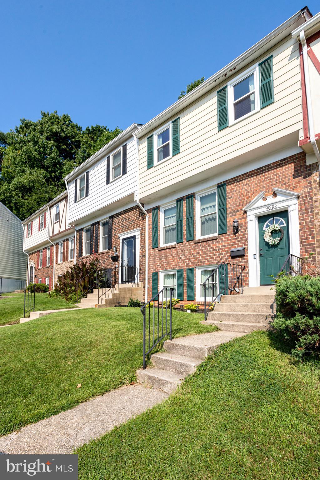 HANSON OAKS - Residential