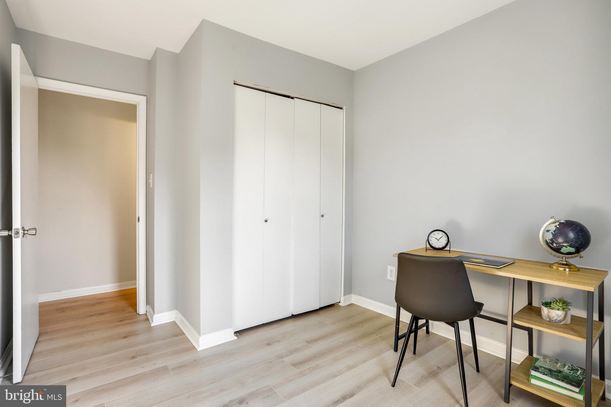 HANSON OAKS - Residential