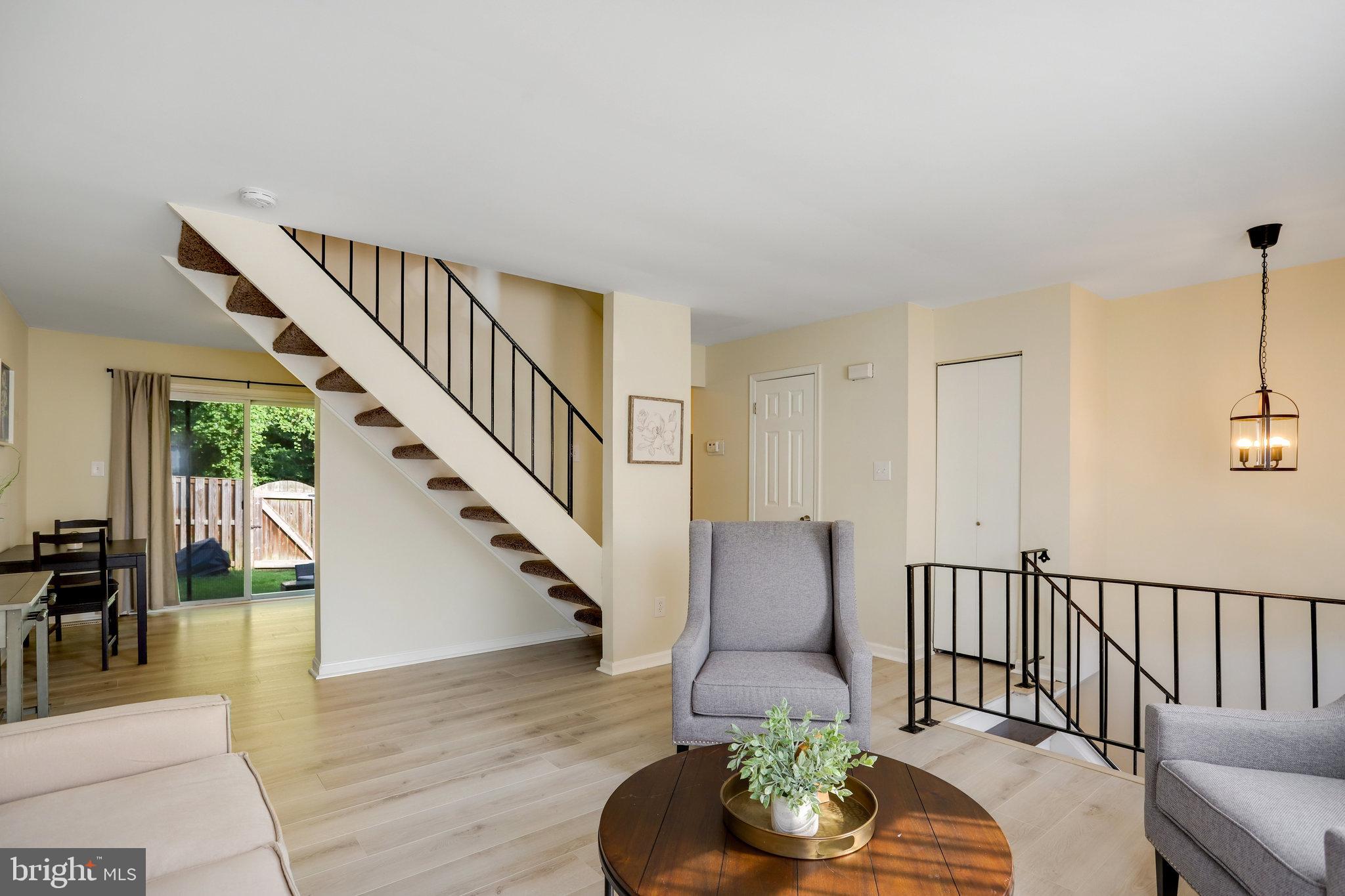 HANSON OAKS - Residential