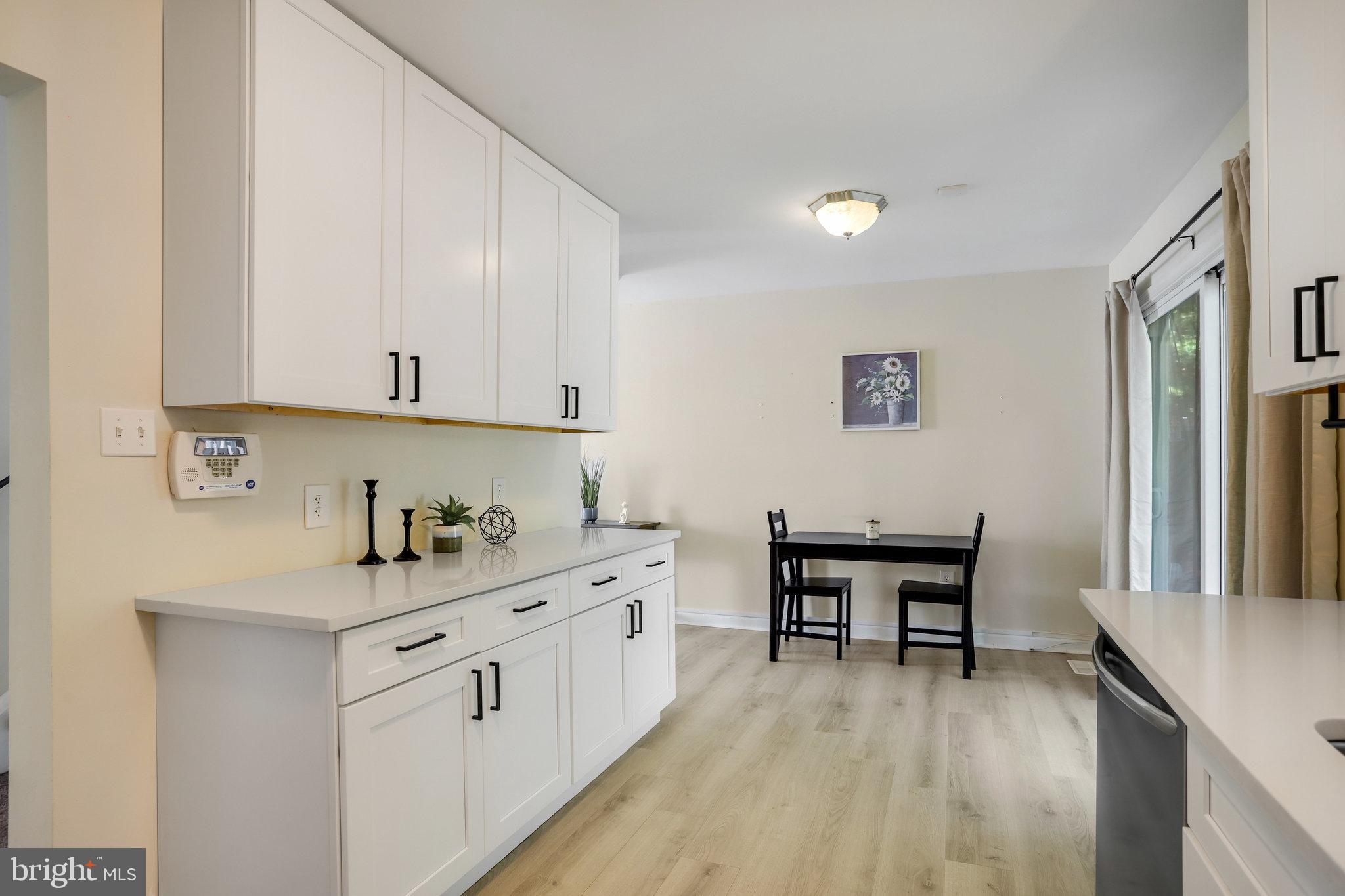 HANSON OAKS - Residential