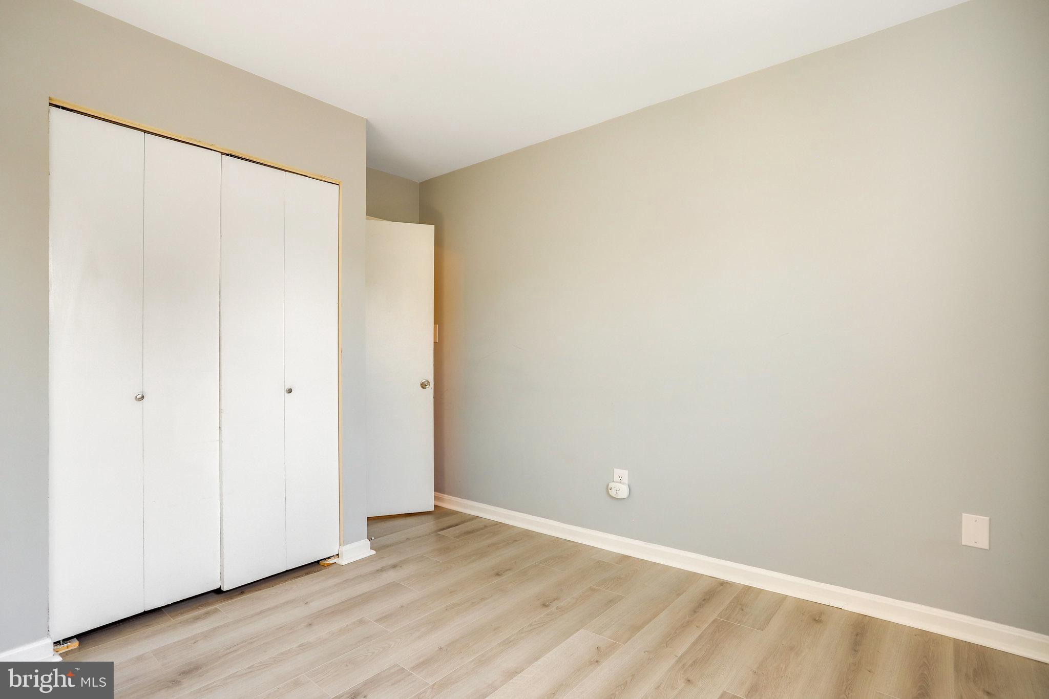 HANSON OAKS - Residential