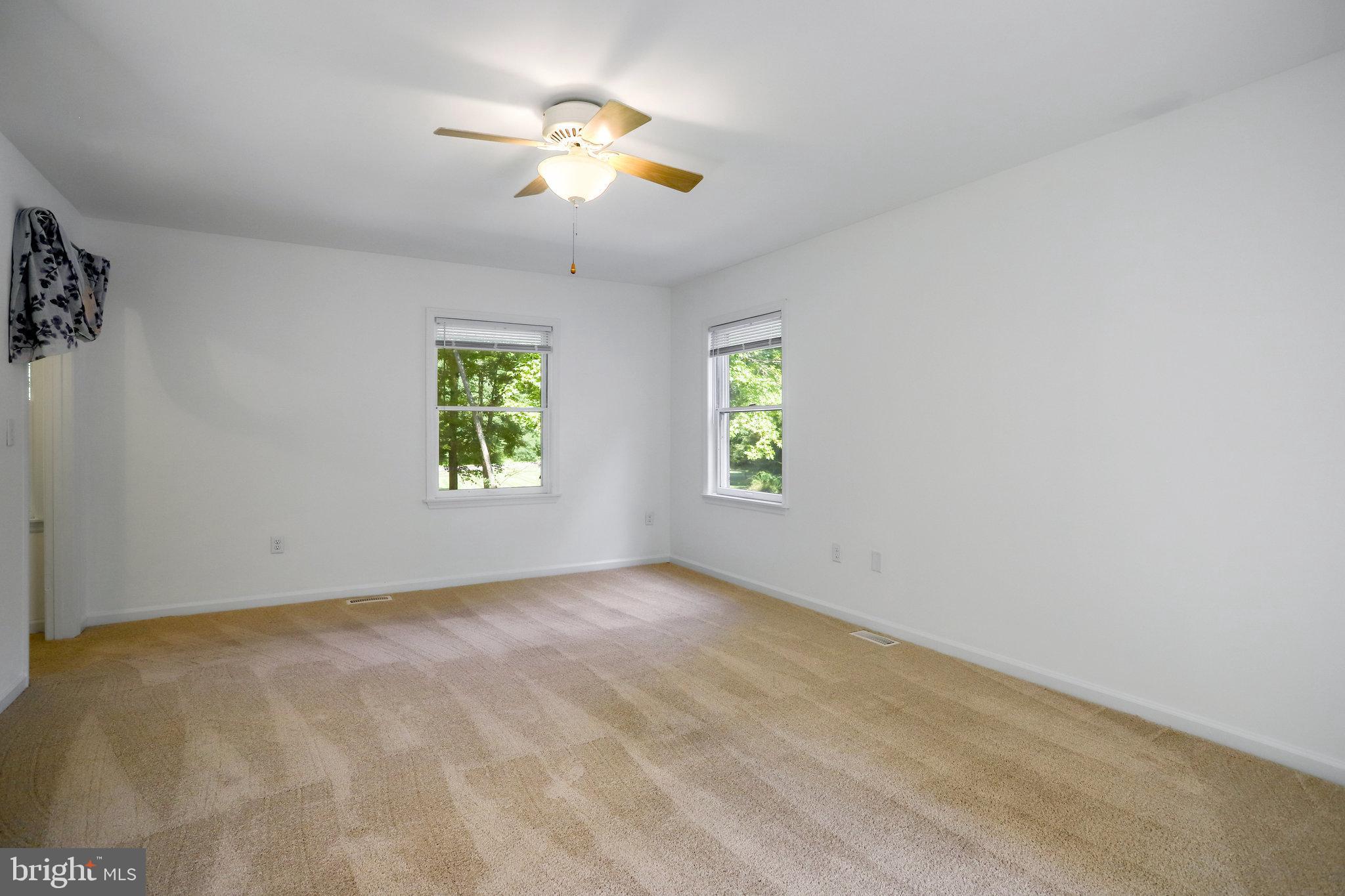 HANSON OAKS - Residential