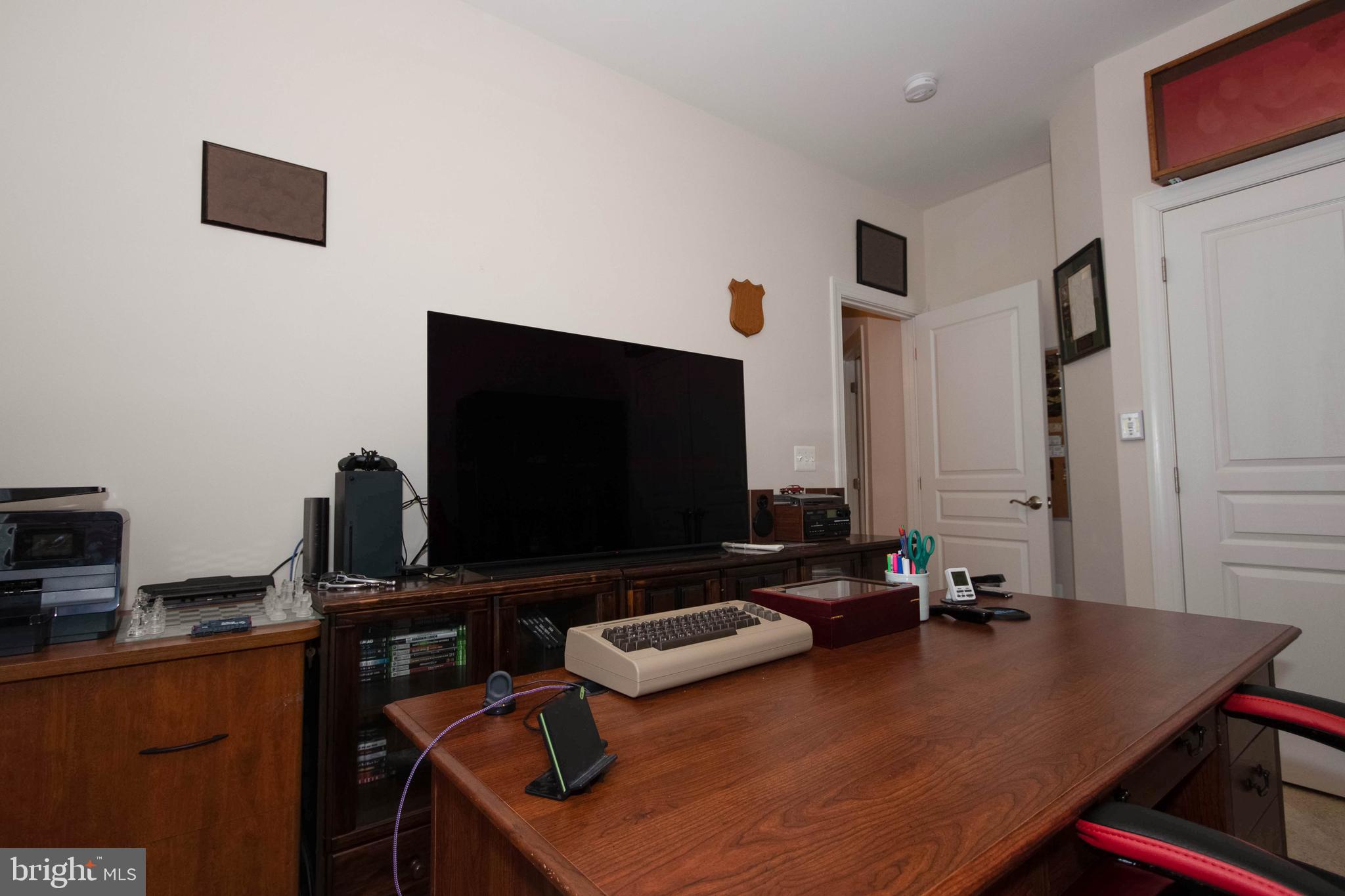 COLES RUN MANOR - Residential Lease