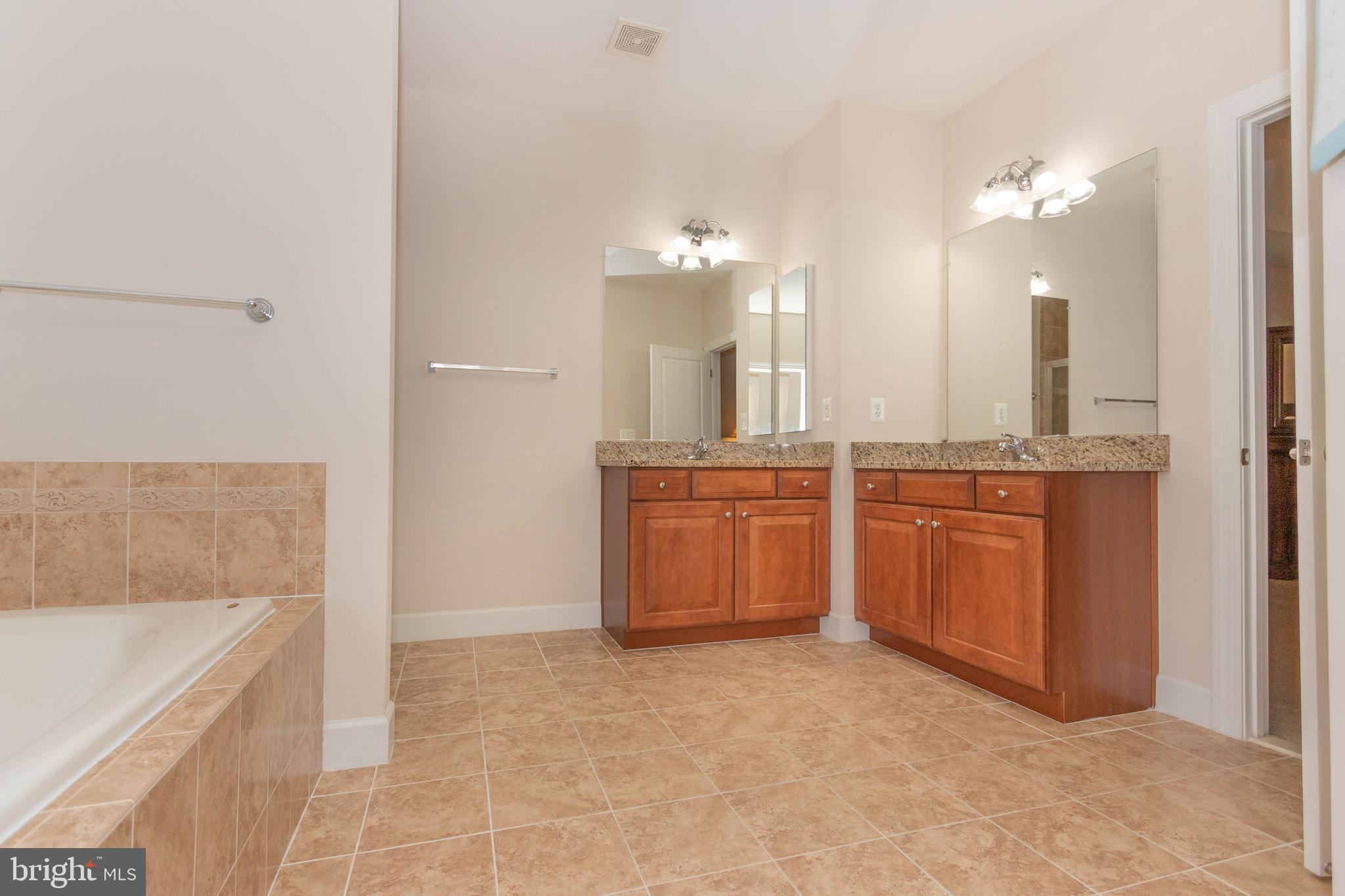 COLES RUN MANOR - Residential Lease