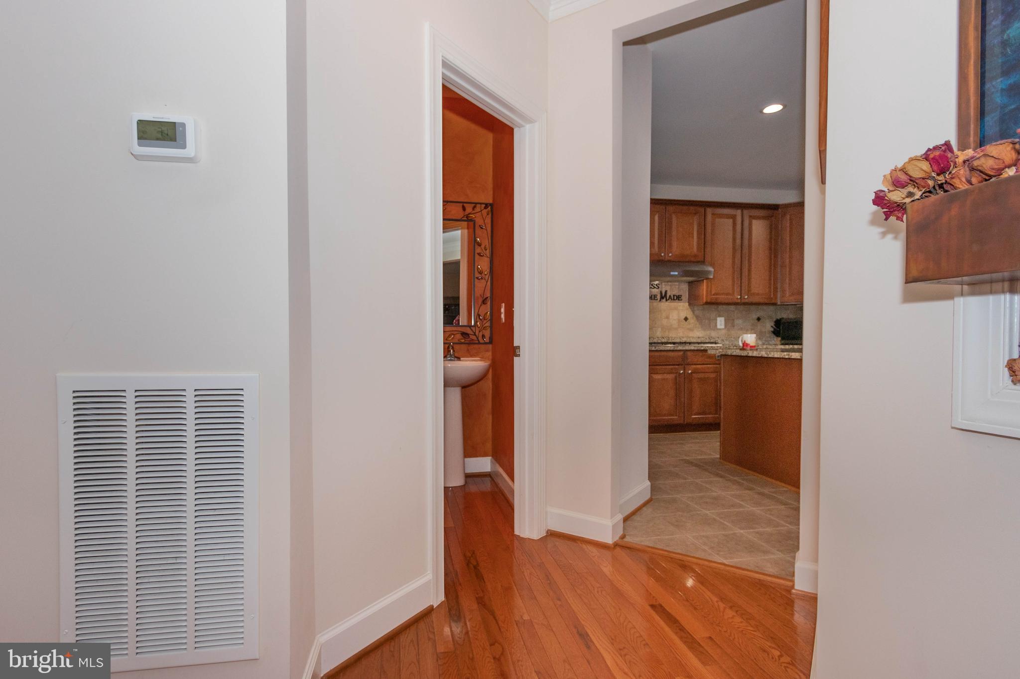 COLES RUN MANOR - Residential Lease