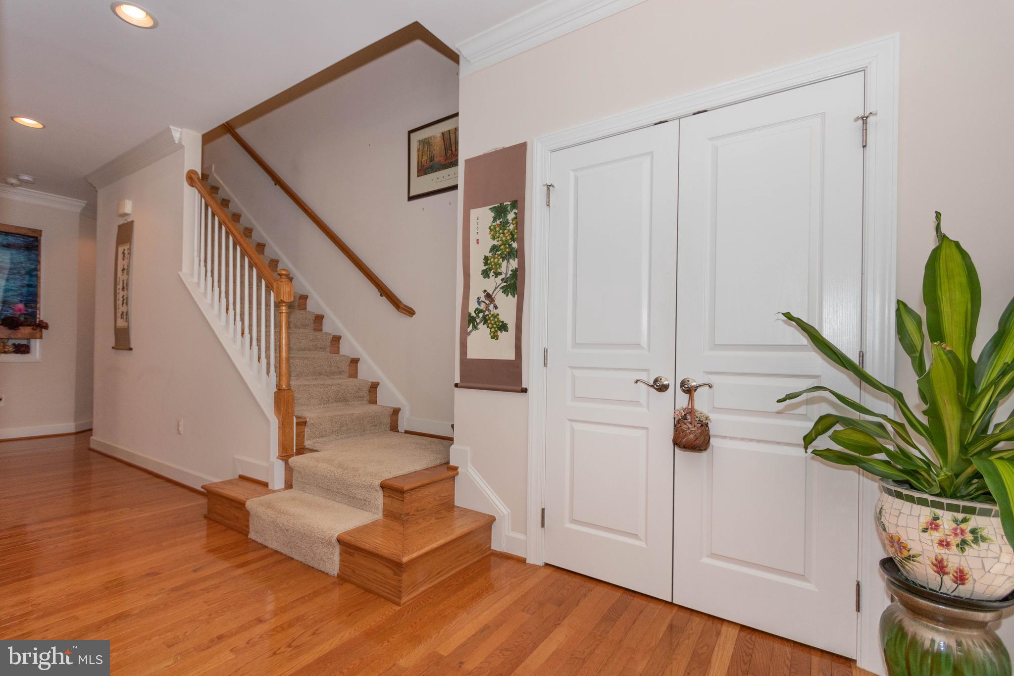 COLES RUN MANOR - Residential Lease