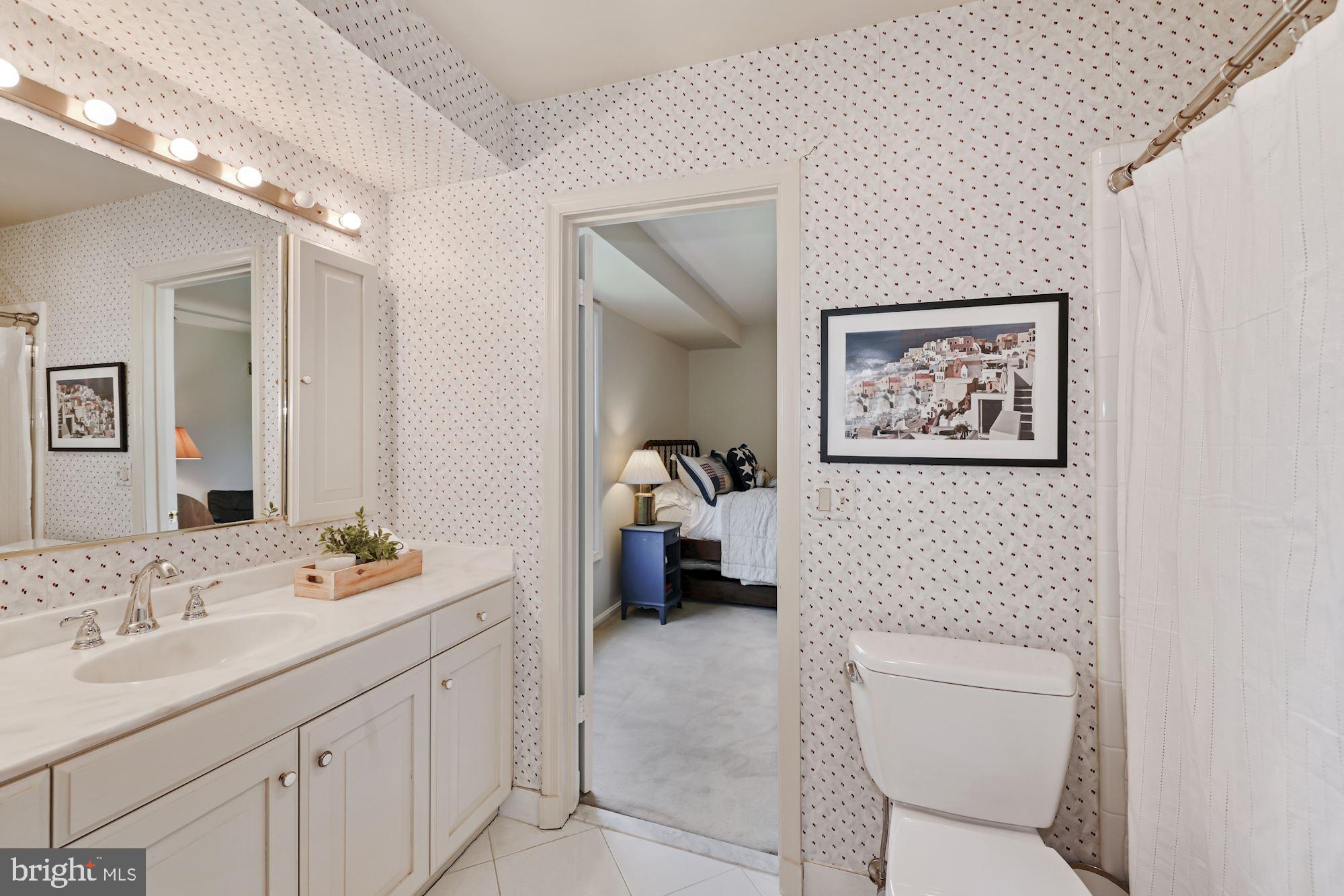 POTOMAC FALLS - Residential