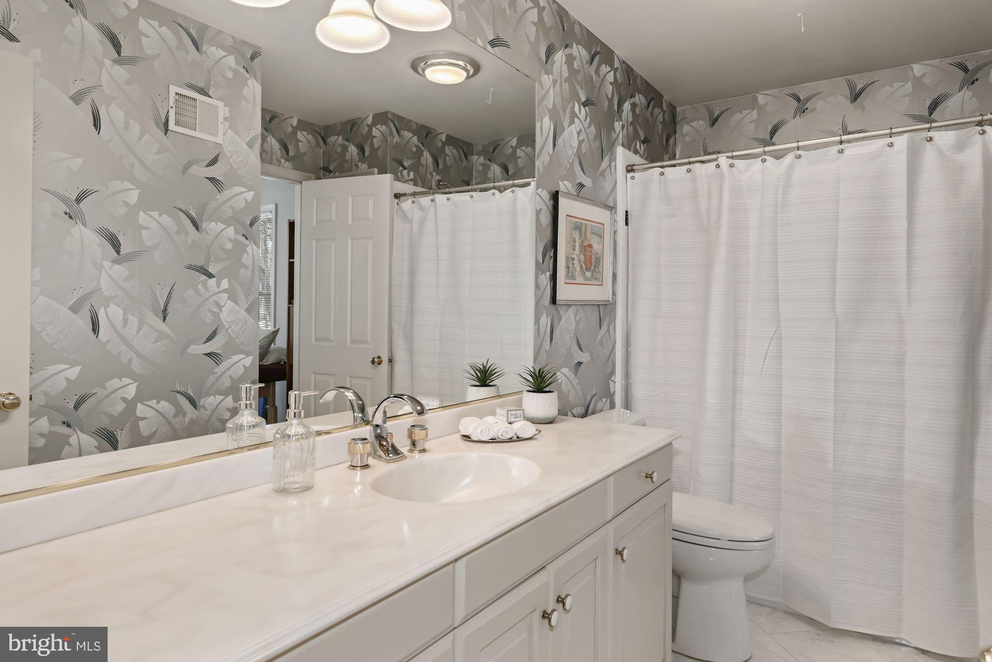 POTOMAC FALLS - Residential