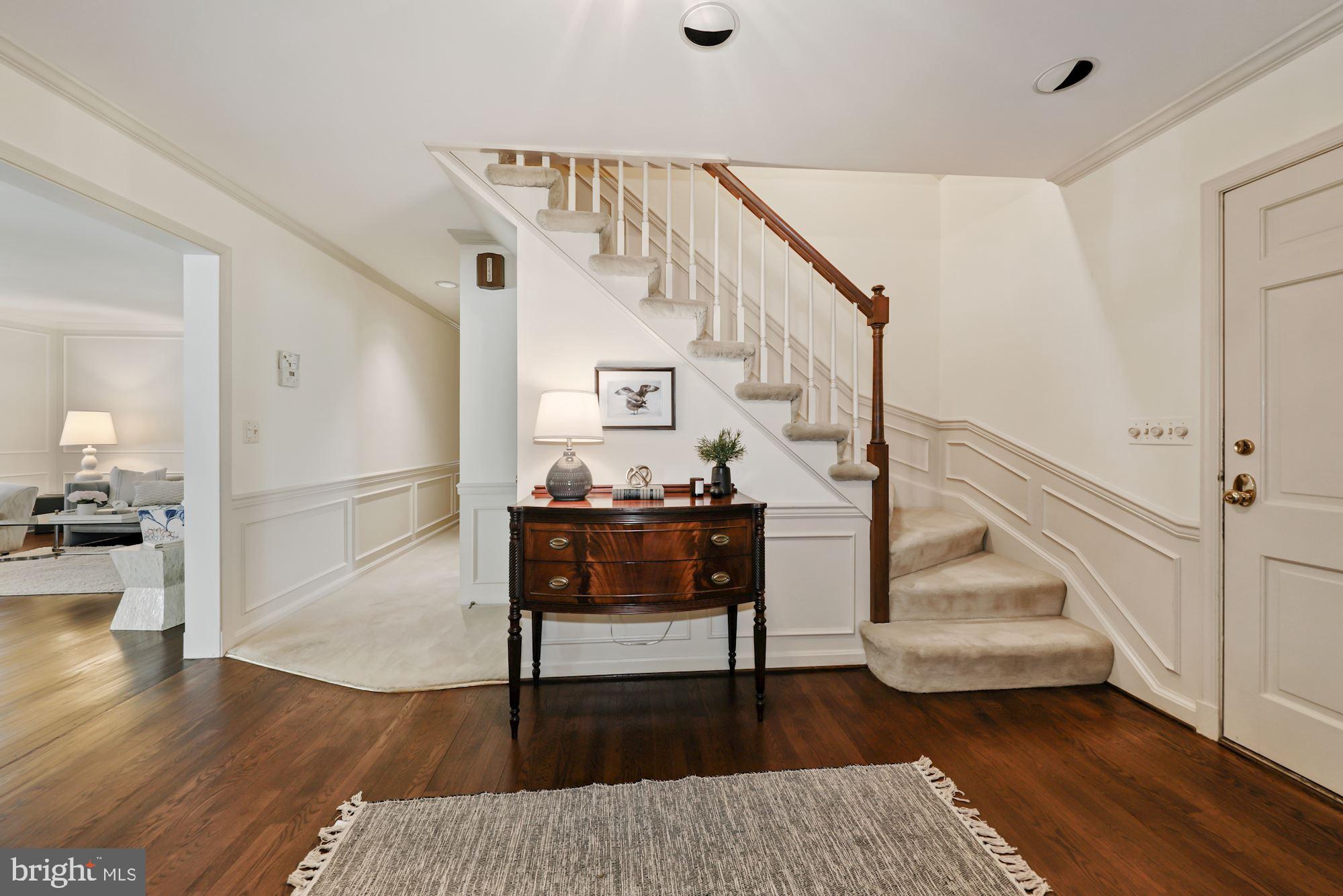 POTOMAC FALLS - Residential