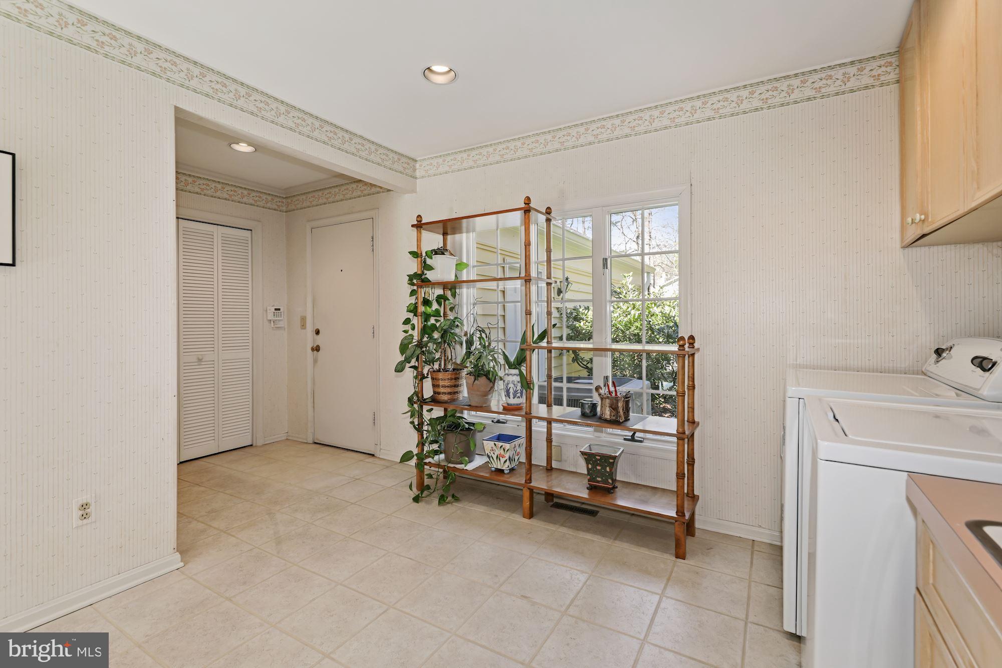 POTOMAC FALLS - Residential